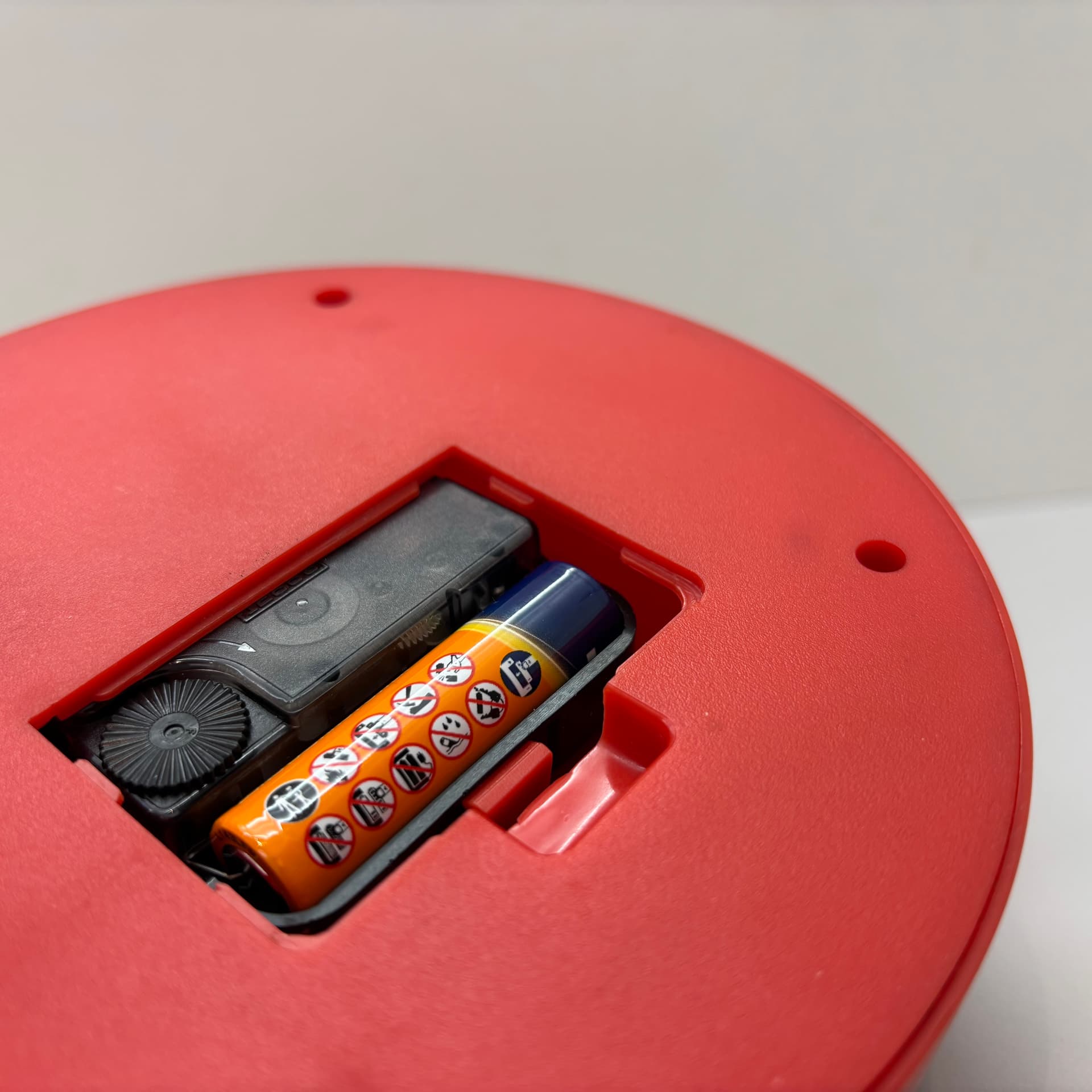 Zegar Memphis, czerwony, plastik, Niemcy, lata 80. - 190536