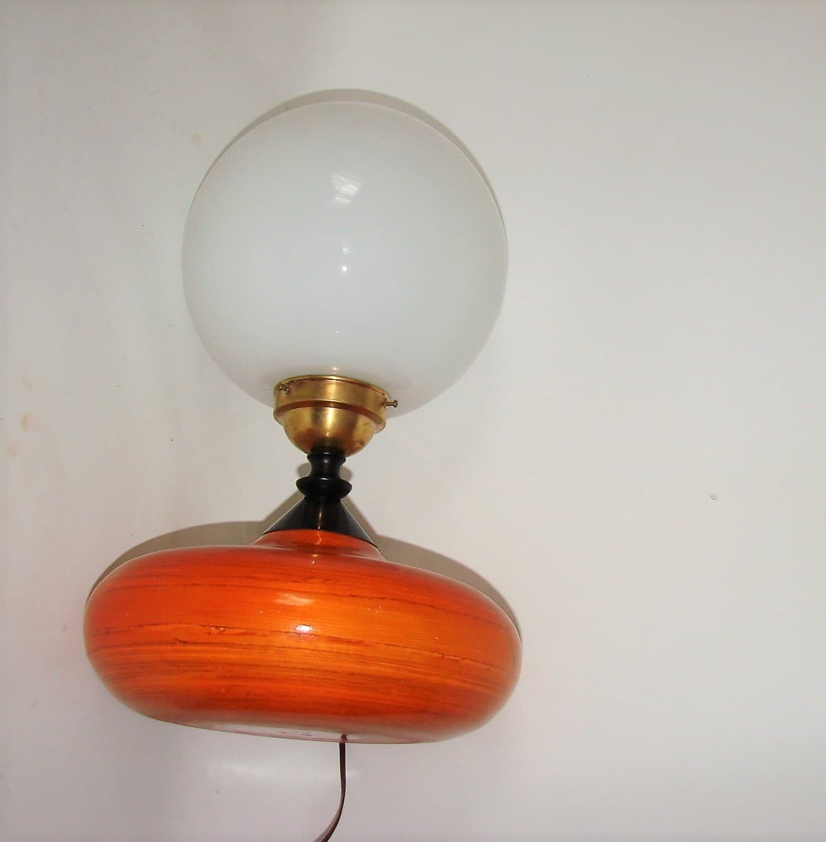 Lampa stołowa Space Age, pomarańczowy, szkło, metal, mosiądz, drewno, lata 70. - 190687