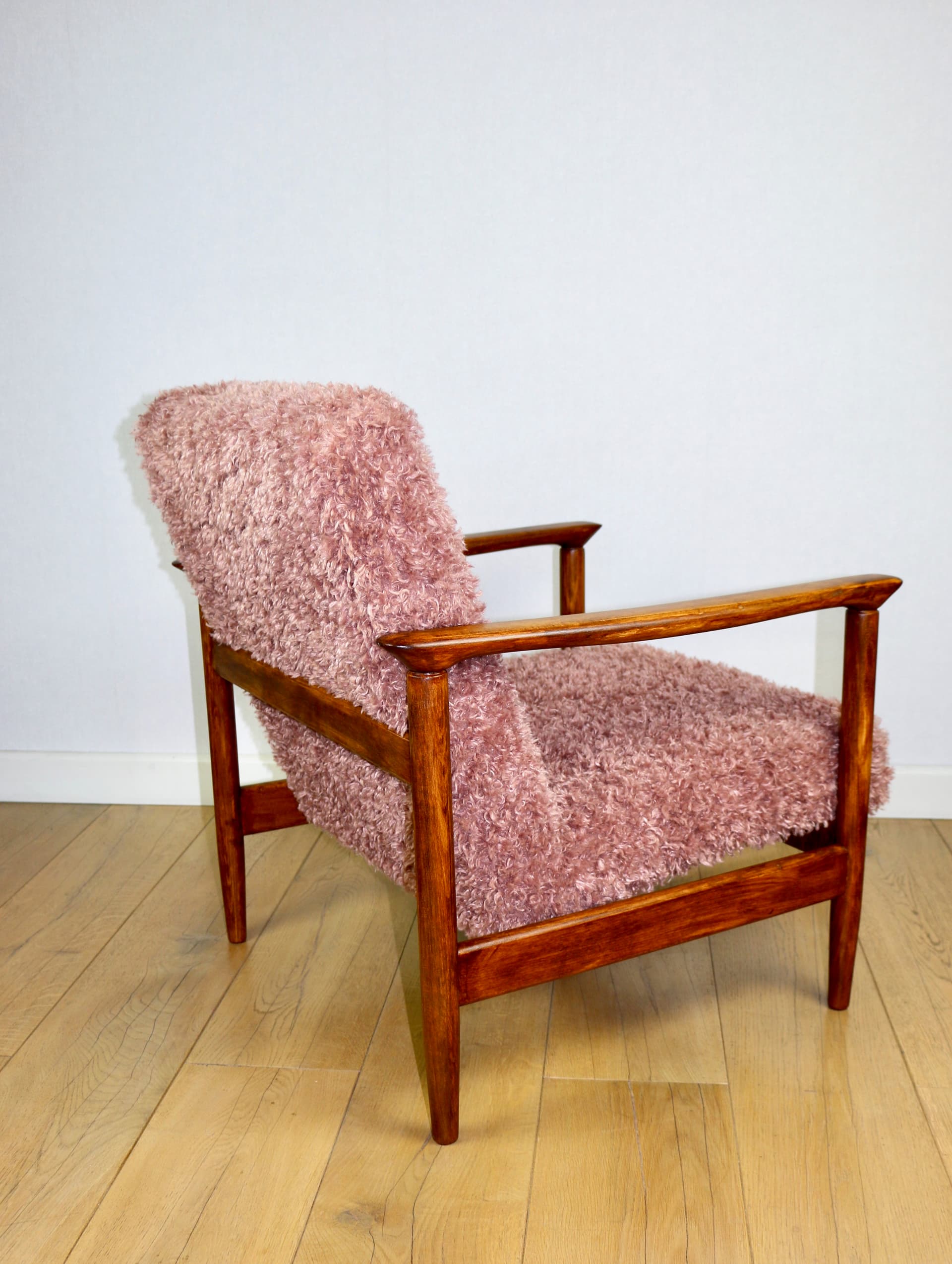 Fotel GFM-142 proj. E. Homa, Polska, lata 70. - 190755