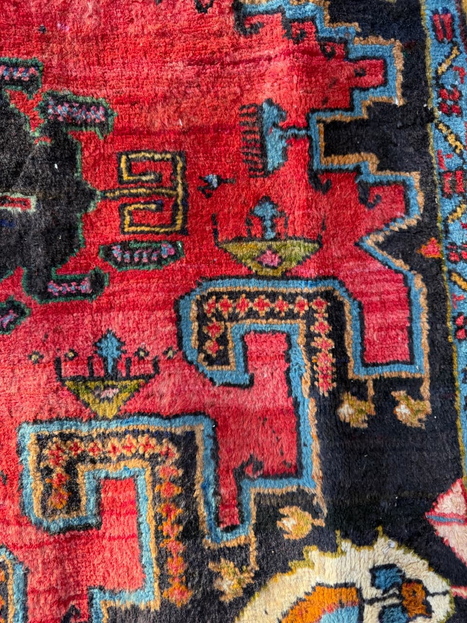 Nowy Dywan Vintage Kaszmirowy Perski Iran Wiss 390x210 - 190804