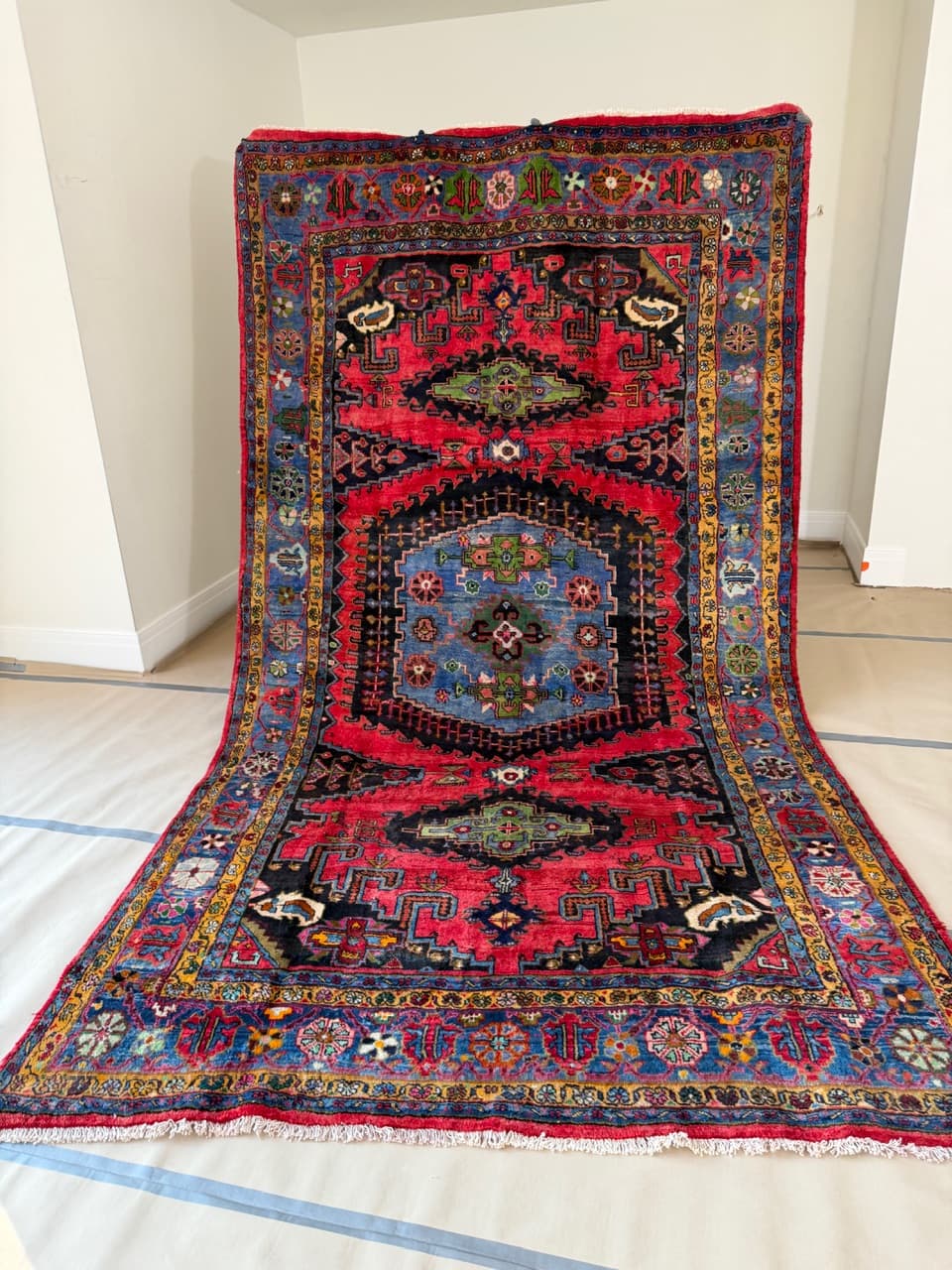 Nowy Dywan Vintage Kaszmirowy Perski Iran Wiss 390x210 - 190792