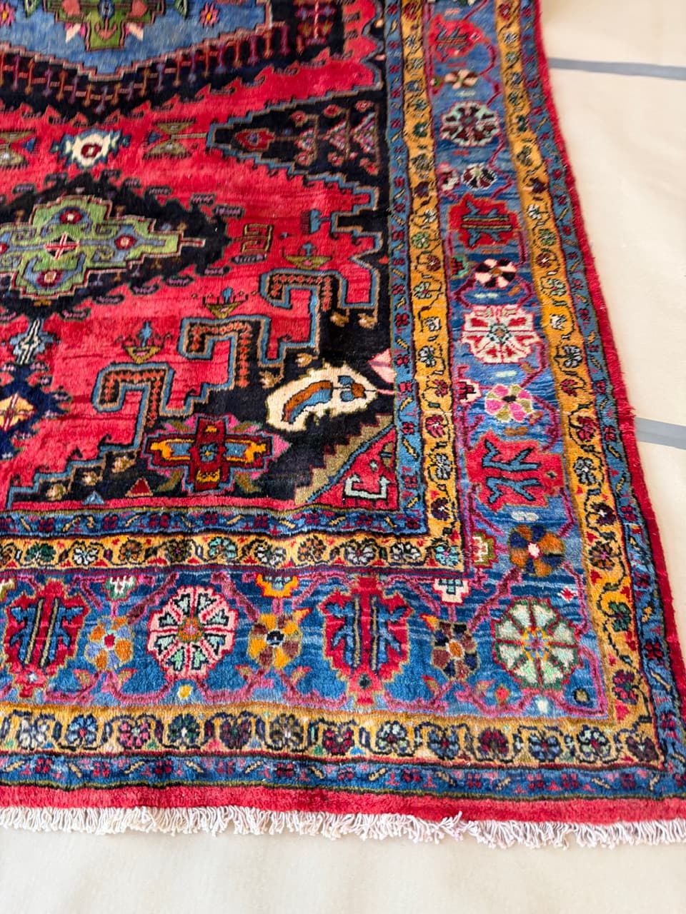 Nowy Dywan Vintage Kaszmirowy Perski Iran Wiss 390x210 - 190794