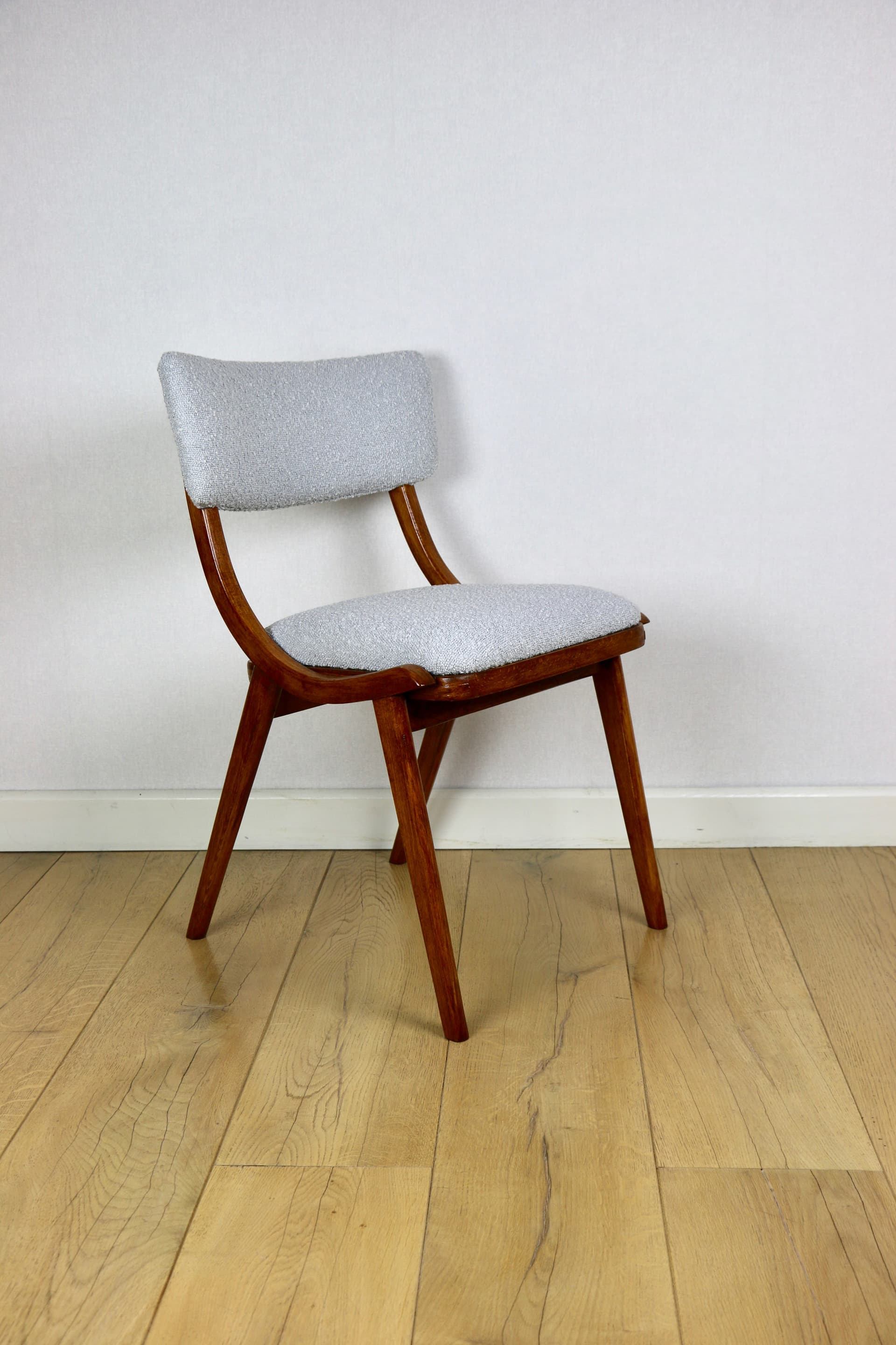 Krzesło Skoczek, błękitny, szary, boucle, lata 70. - 190843