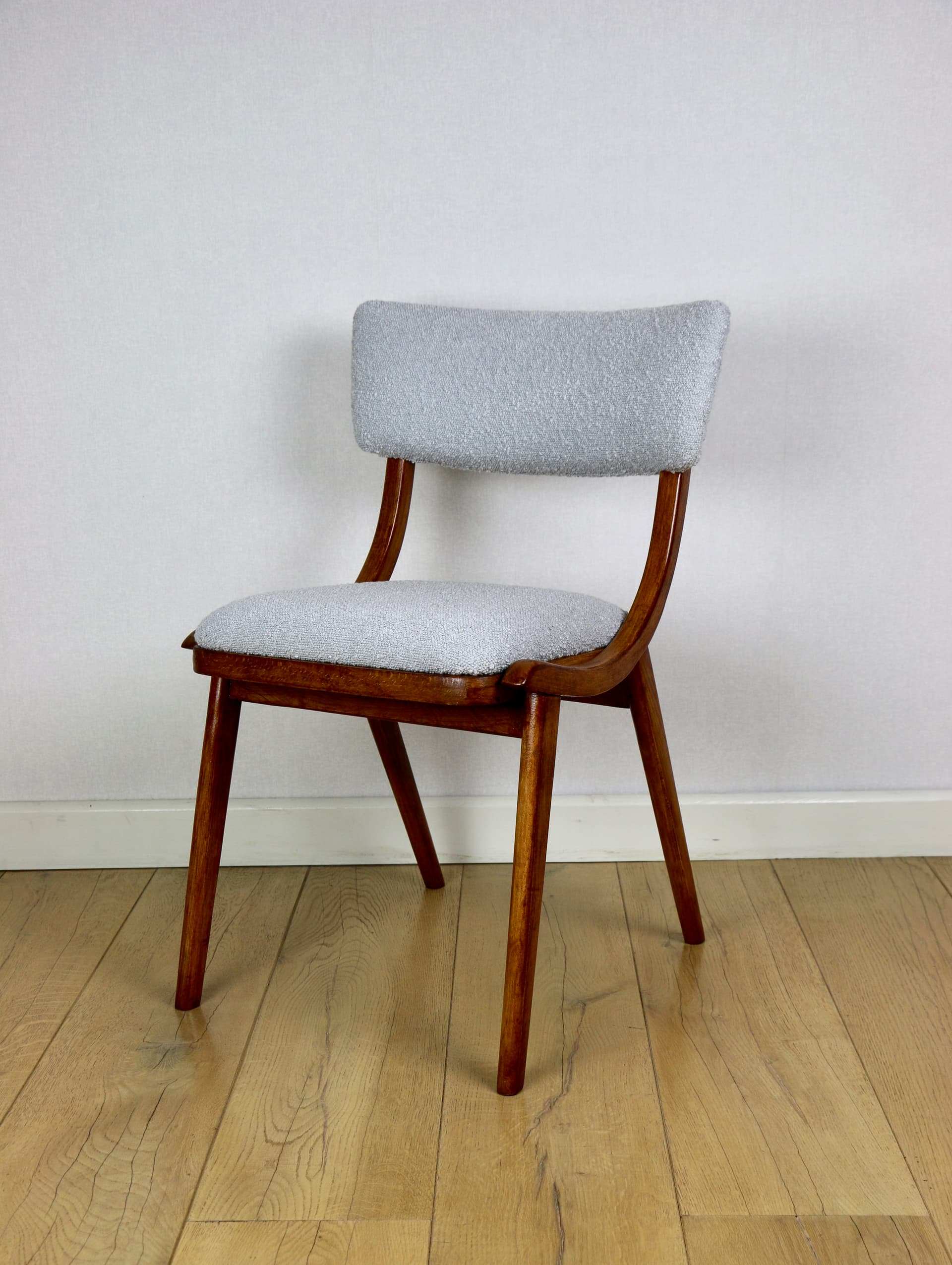 Krzesło Skoczek, błękitny, szary, boucle, lata 70. - 190837