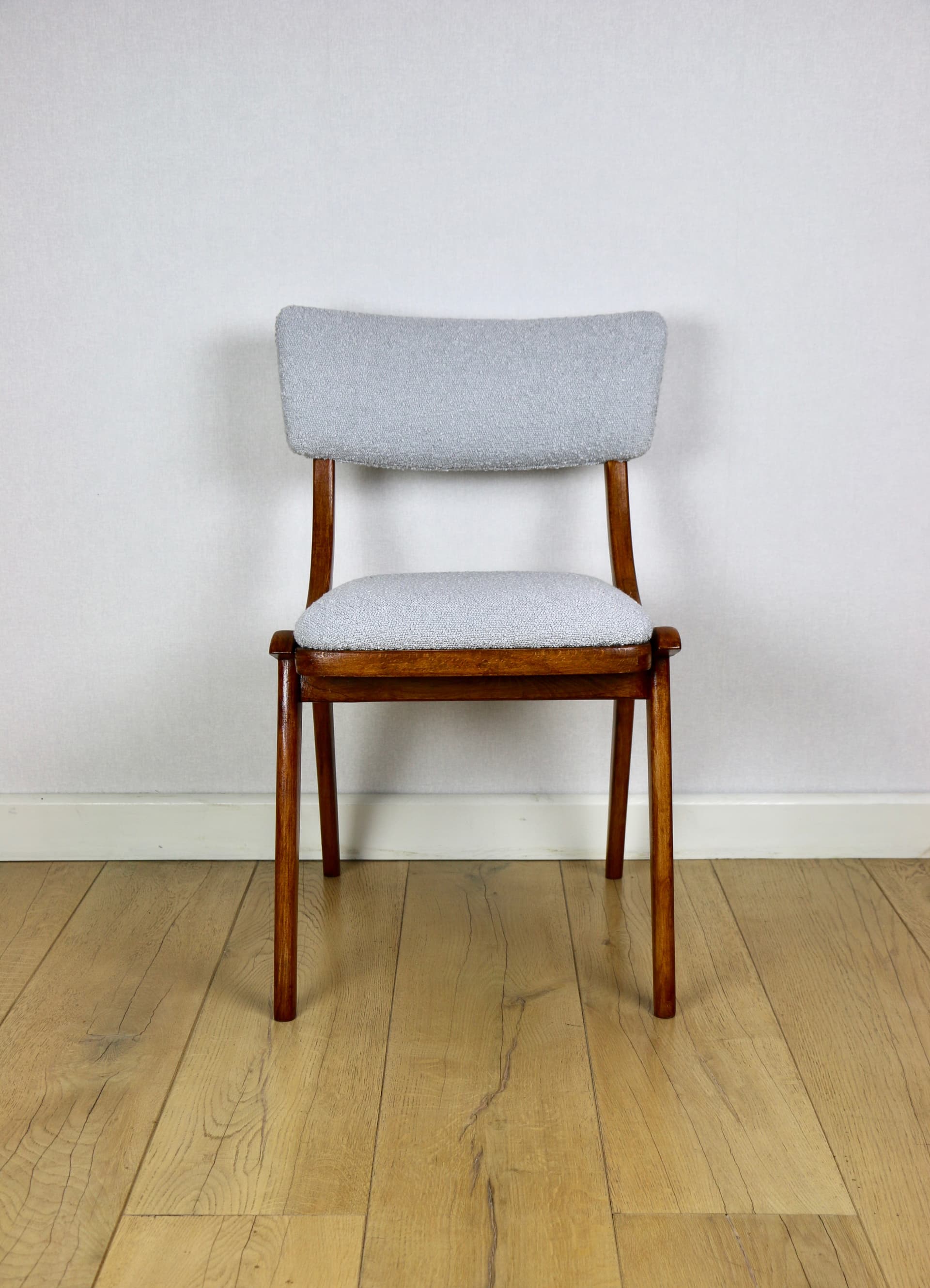 Krzesło Skoczek, błękitny, szary, boucle, lata 70. - 190836