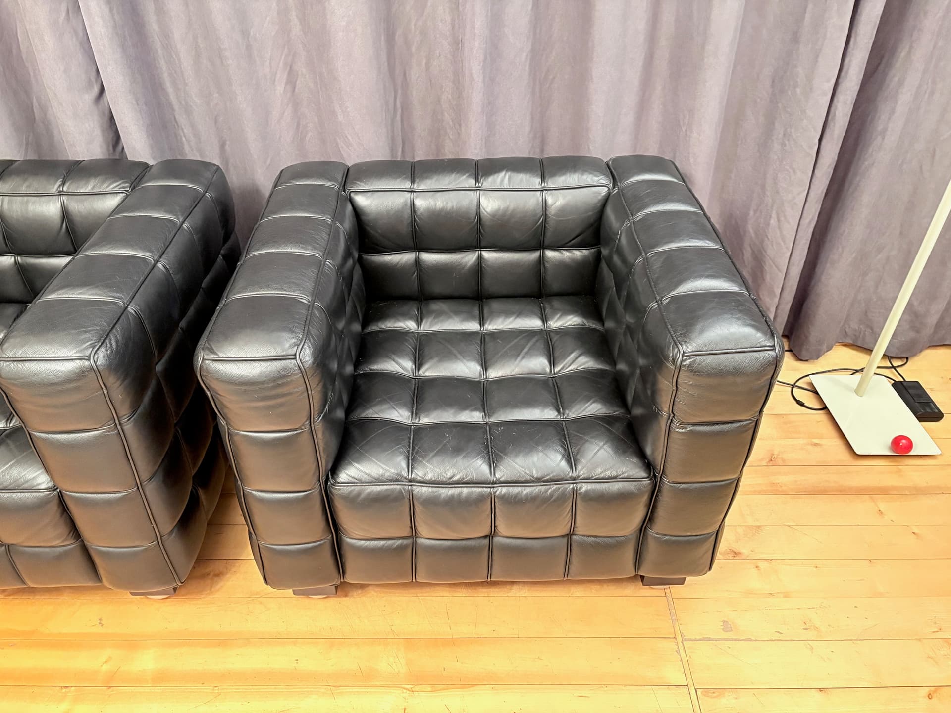 Para foteli Kubus 8020, skóra naturalna czarna, proj. J. Hoffmann, Austria, lata 80. - 190993