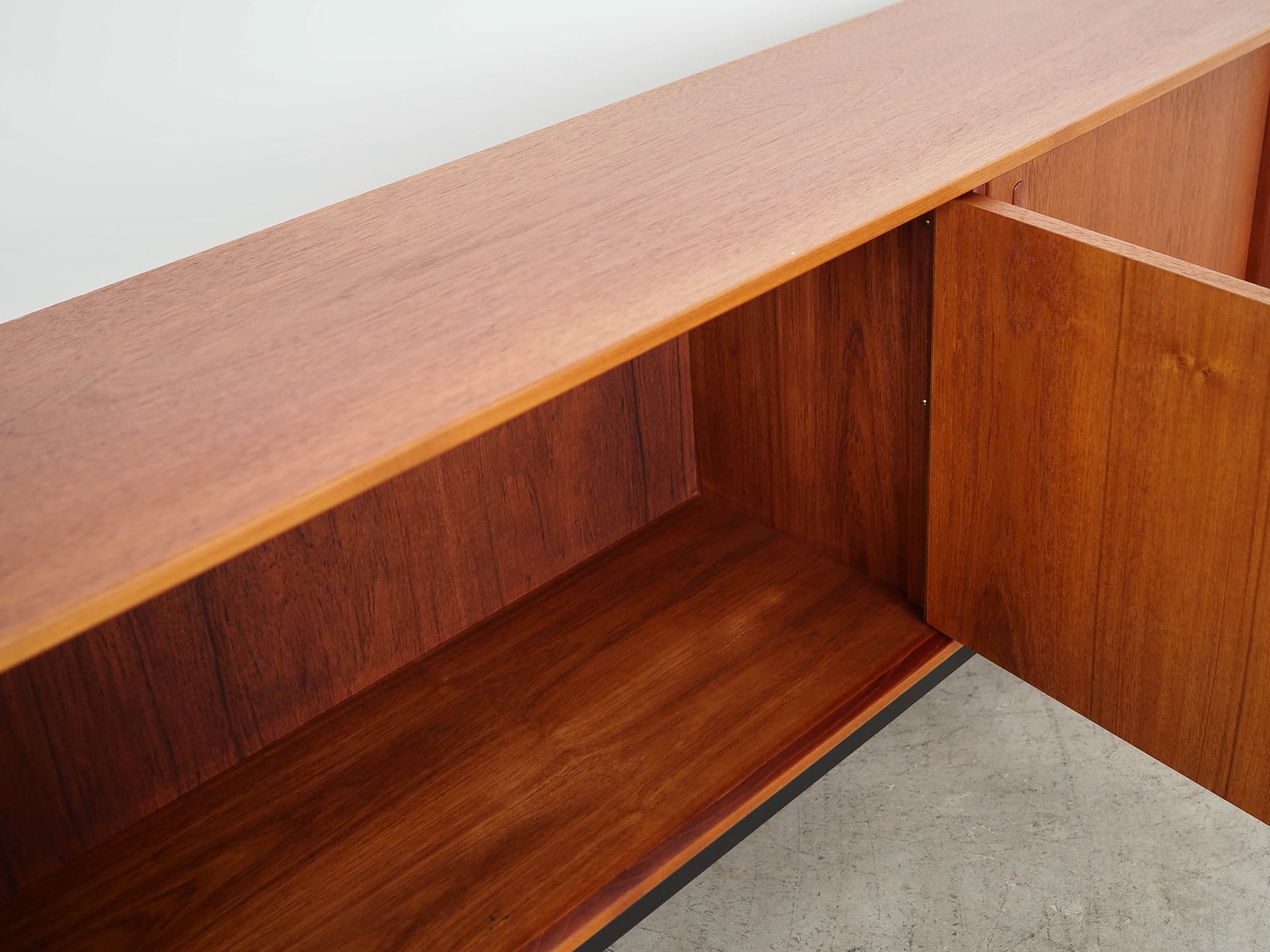 Sideboard, light brown teak, Denmark, 1960s. - 191289