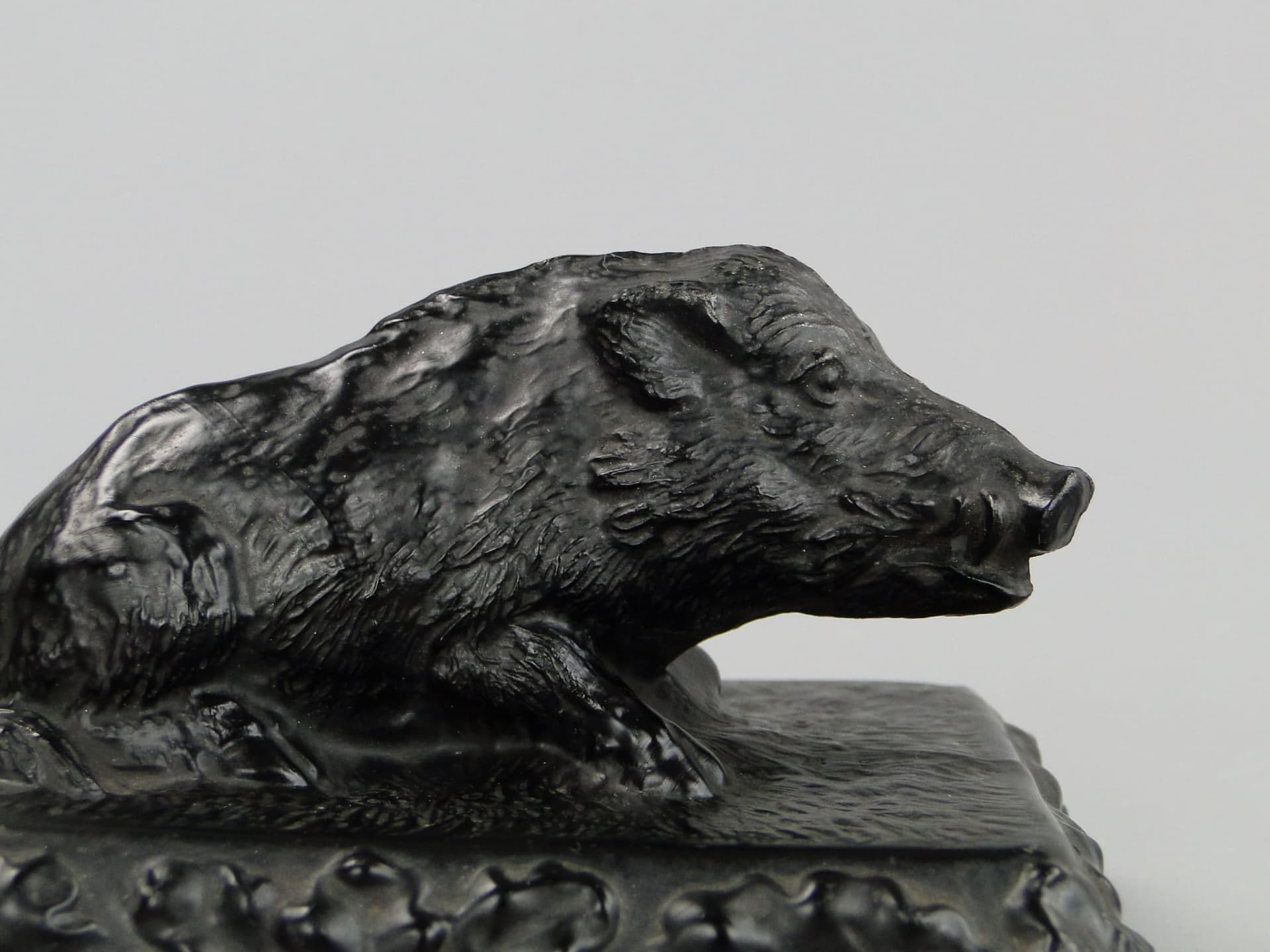 Przycisk do papieru, Art Nouveau, szkło czarne, Ząbkowice, Polska, początek XX w. - 191305