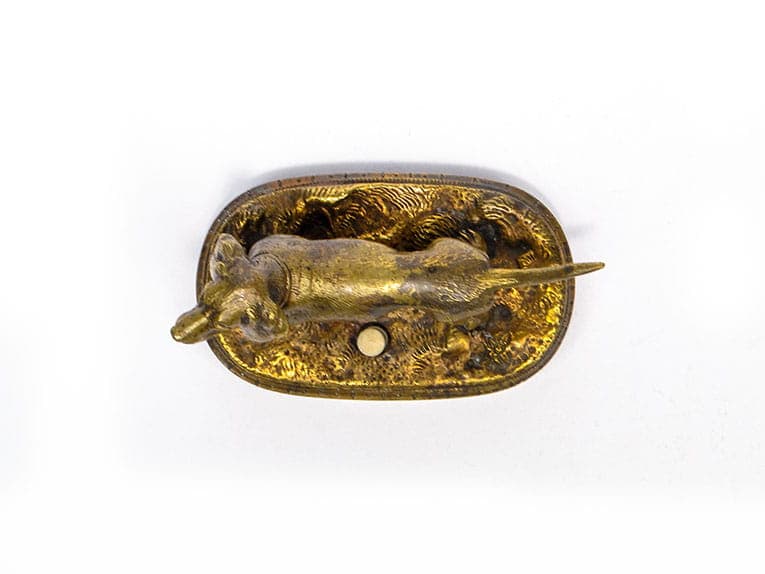 Przycisk gabinetowy z jamnikiem, brąz złoty, Wiedeń, Austria, XIX w. - 191321