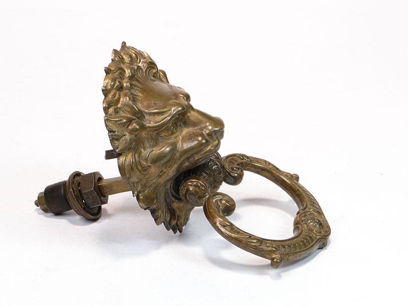 Kołatka drzwiowa lew, złocony brąz, Austria, XIX wiek - 191442
