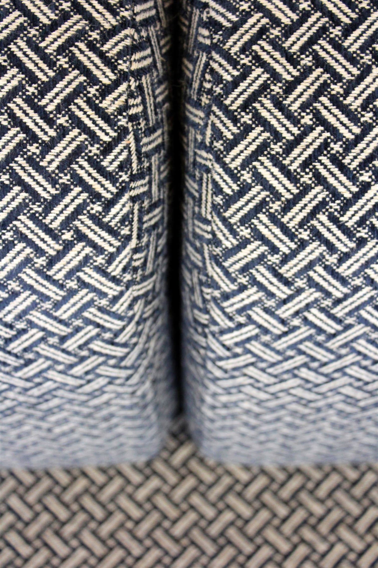 Sofa C10, szary, tkanina, stal chromowana, drewno, proj. R. Slezak, Czechy, lata 30. - 191567