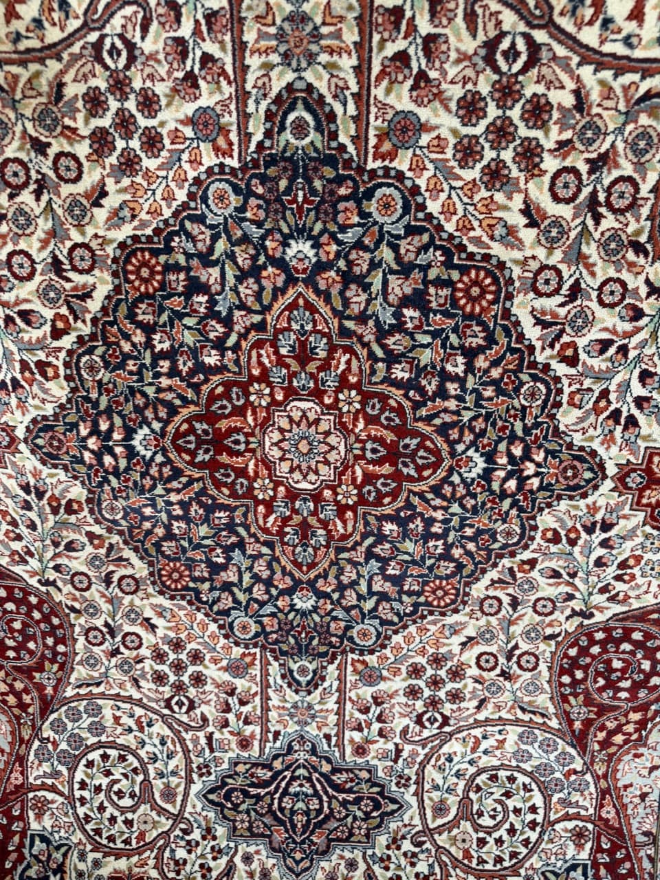 Rug Ghoum, 240x140 cm, red wool, Iran, 1990s. - 191714