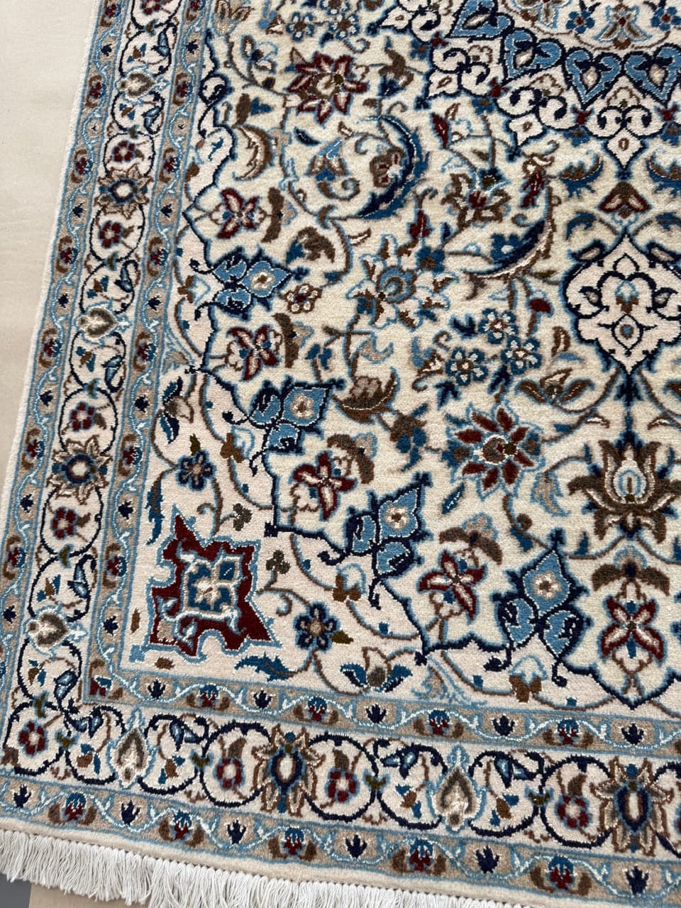 Persian rug Nain 180x115 cm, ivory, wool silk, Iran - 191760