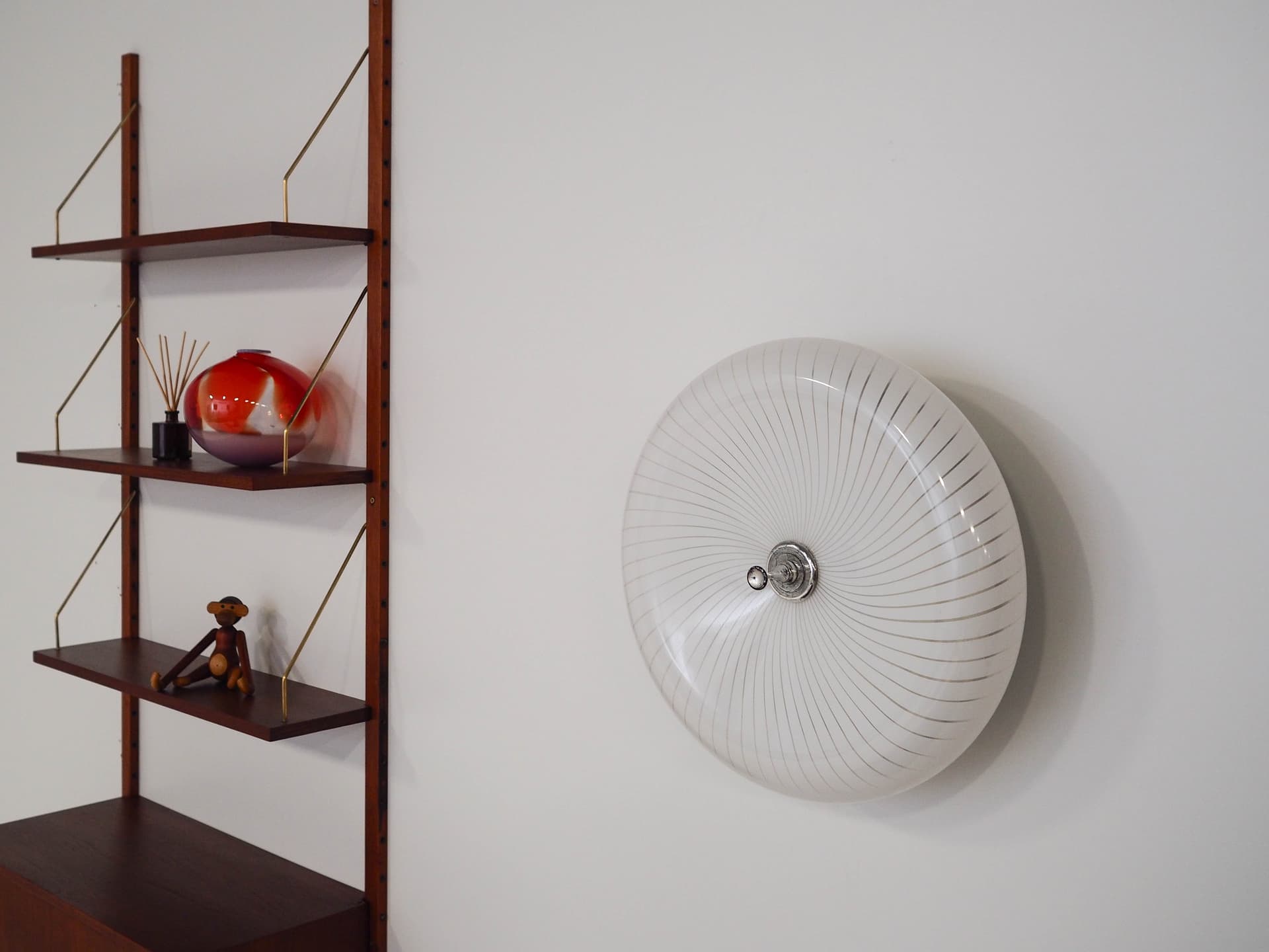 Kinkiet ścienny, biały, plastik, Włochy, lata 70. - 192517