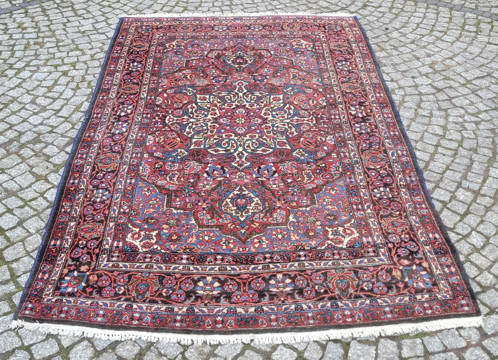 Dywan Meshed, granatowy, wełna, Iran, początek XX w., 235x146 cm - 192632