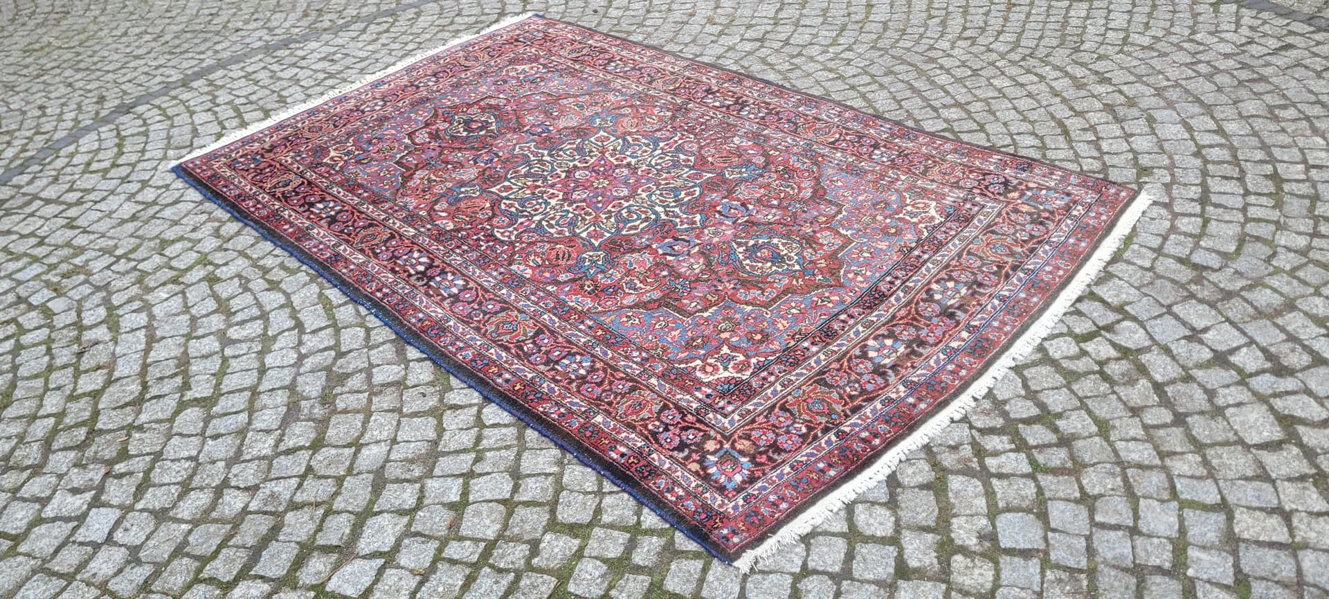 Dywan Meshed, granatowy, wełna, Iran, początek XX w., 235x146 cm - 192645