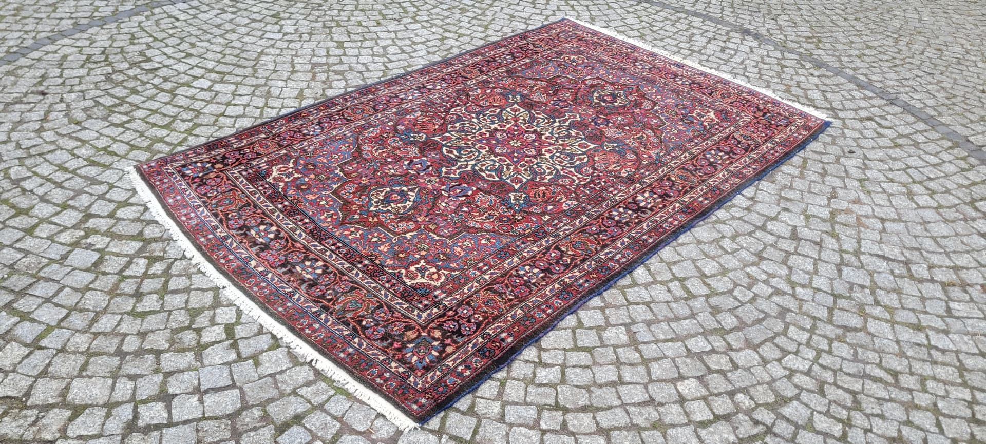 Dywan Meshed, granatowy, wełna, Iran, początek XX w., 235x146 cm - 192634