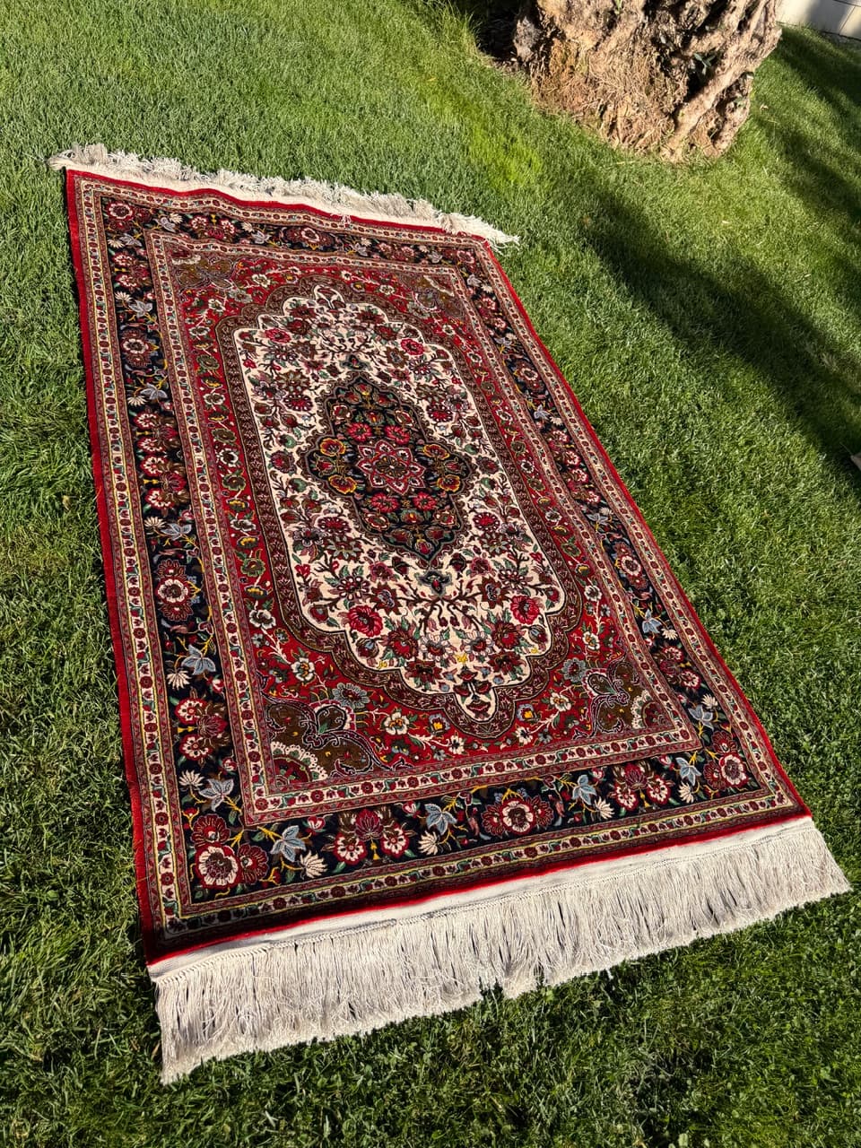 Rug Ghoum, 180x100 cm, multicolor silk, Iran - 192696