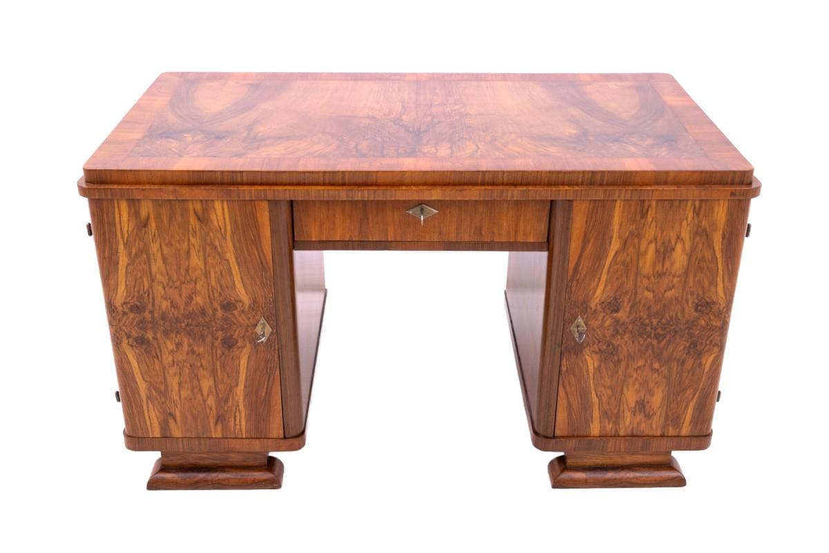 Desk Art Deco, medium brown walnut, Poland, 1920s