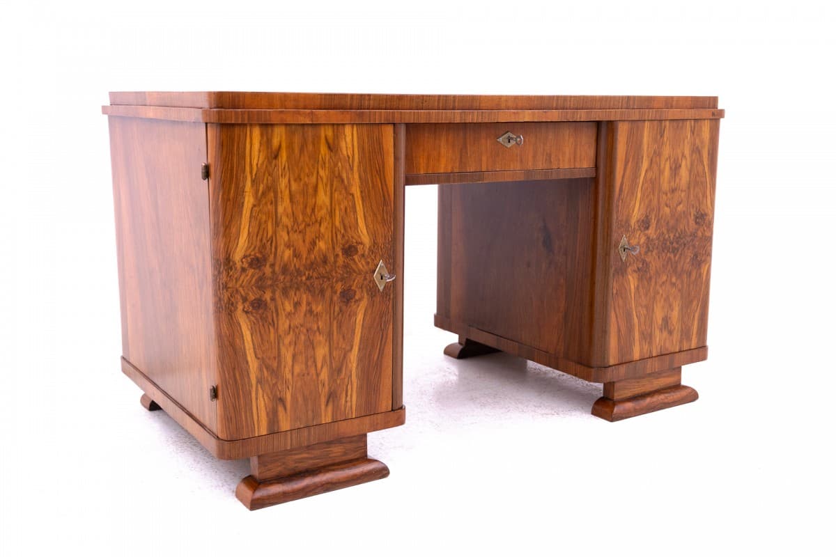 Desk Art Deco, medium brown walnut, Poland, 1920s - 192868