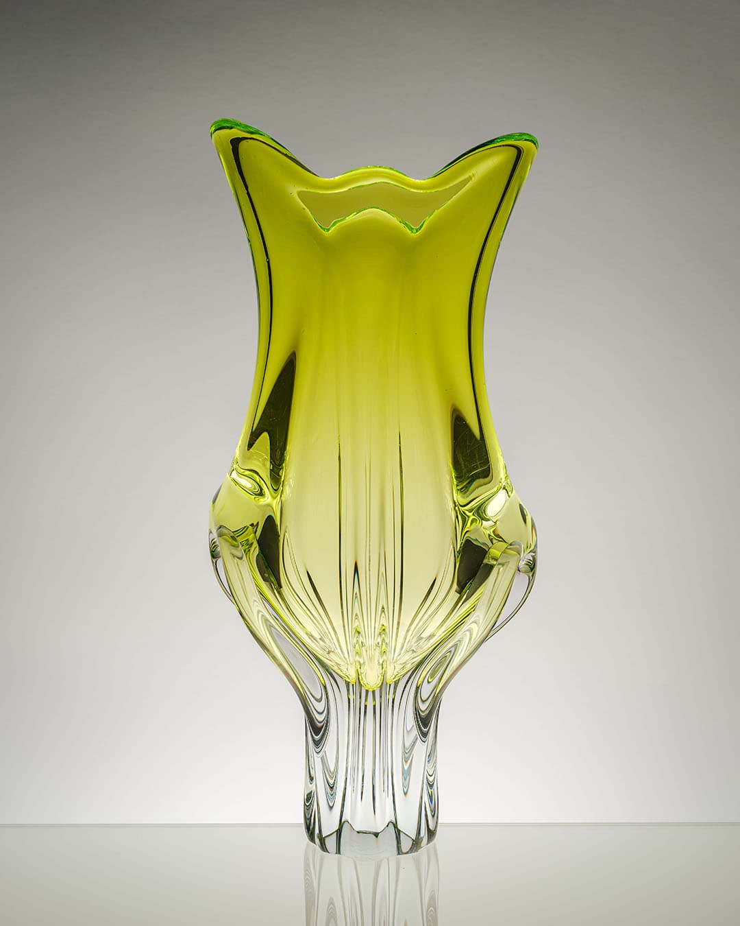 Wazon, limonkowy, szkło, proj. J. Hospodka, Czechosłowacja, lata 70. - 193428