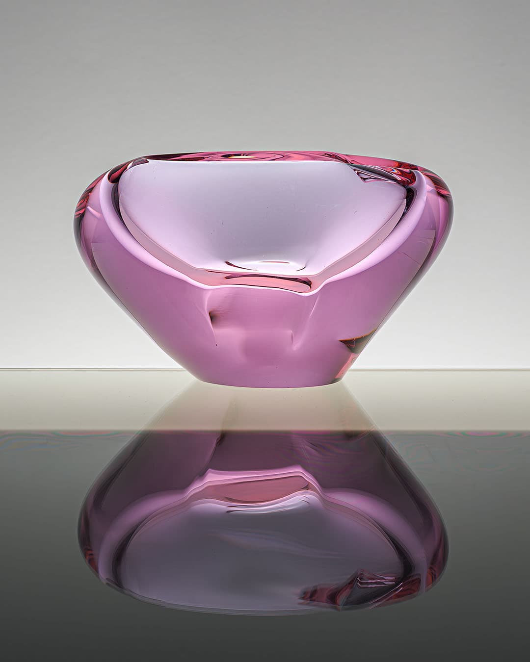 Decorative bowl, pink glass, by M. Klinger, Czechoslovakia, 1970s. - 193461