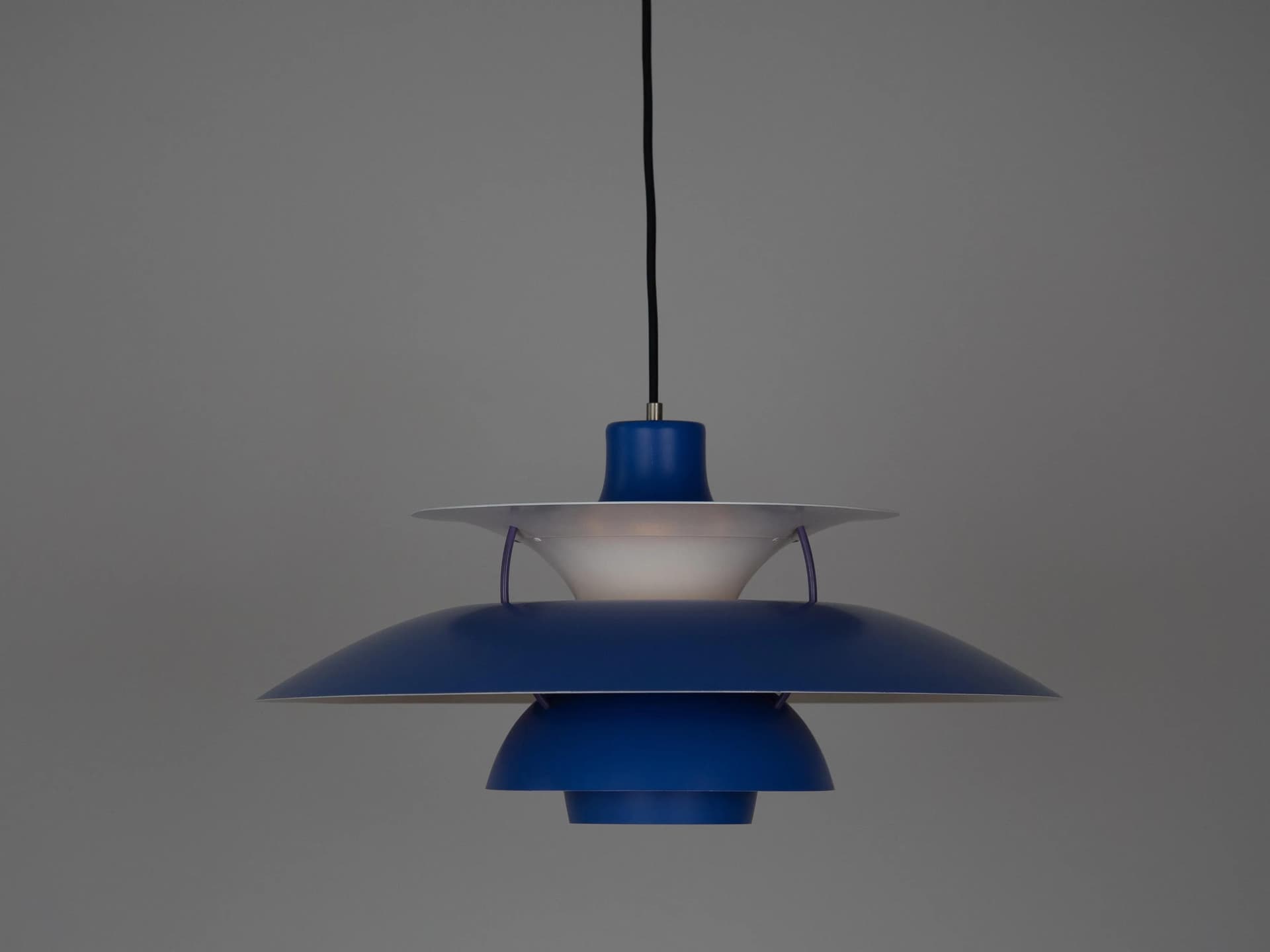Blue and White Aluminum PH 5 Pendant Lamp, by P. Henningsen for Louis Poulsen, Denmark, 1950s - 13651