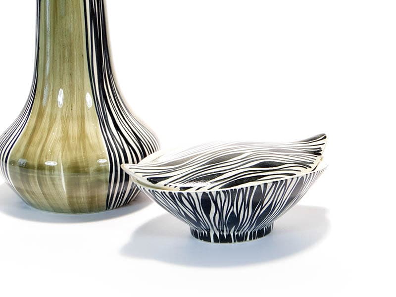 Bonbonniere, model 5054, white ceramics, hand-painted by A. Piwowarska, Włocławek, Poland, 1950s - 193626