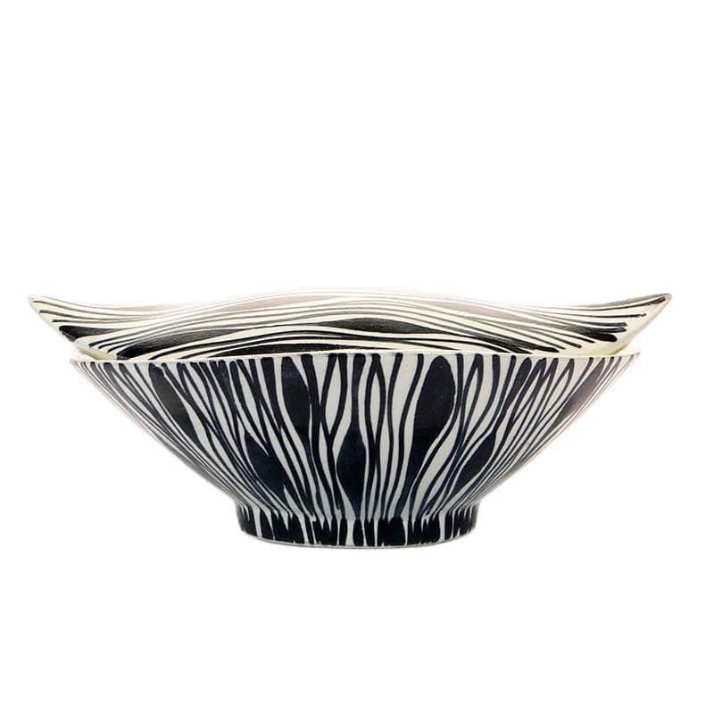 Bonbonniere, model 5054, white ceramics, hand-painted by A. Piwowarska, Włocławek, Poland, 1950s