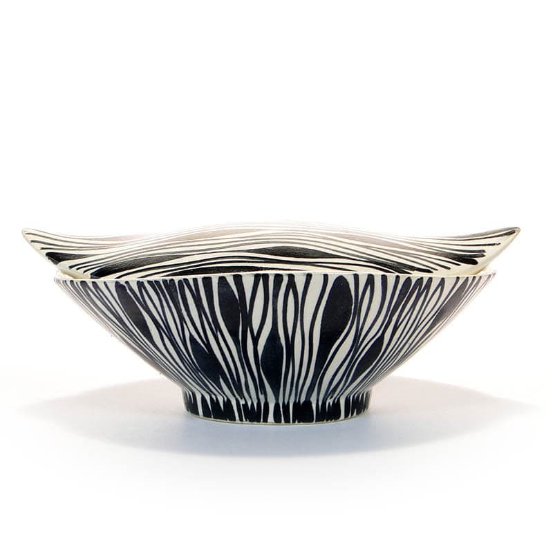 Bonbonniere, model 5054, white ceramics, hand-painted by A. Piwowarska, Włocławek, Poland, 1950s - 193627