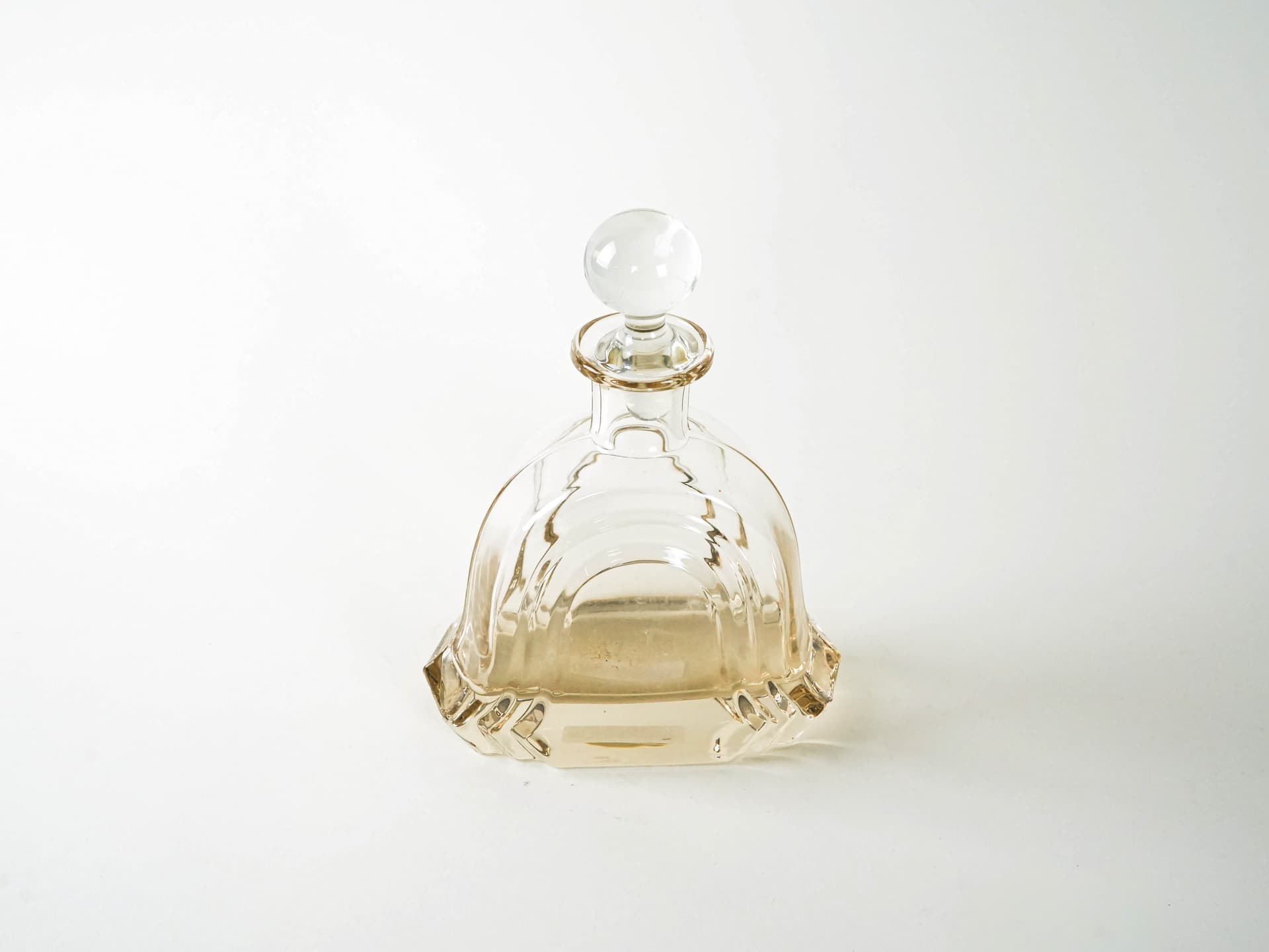Decanter, golden glass, Italy, 1970s. - 193970