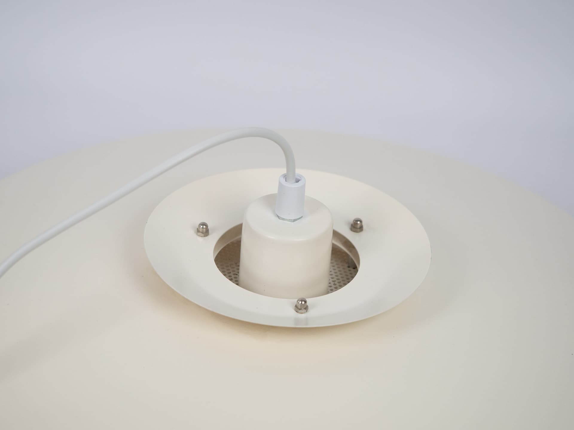 Lampa wisząca, biała, metal, Dania, lata 80. - 194325