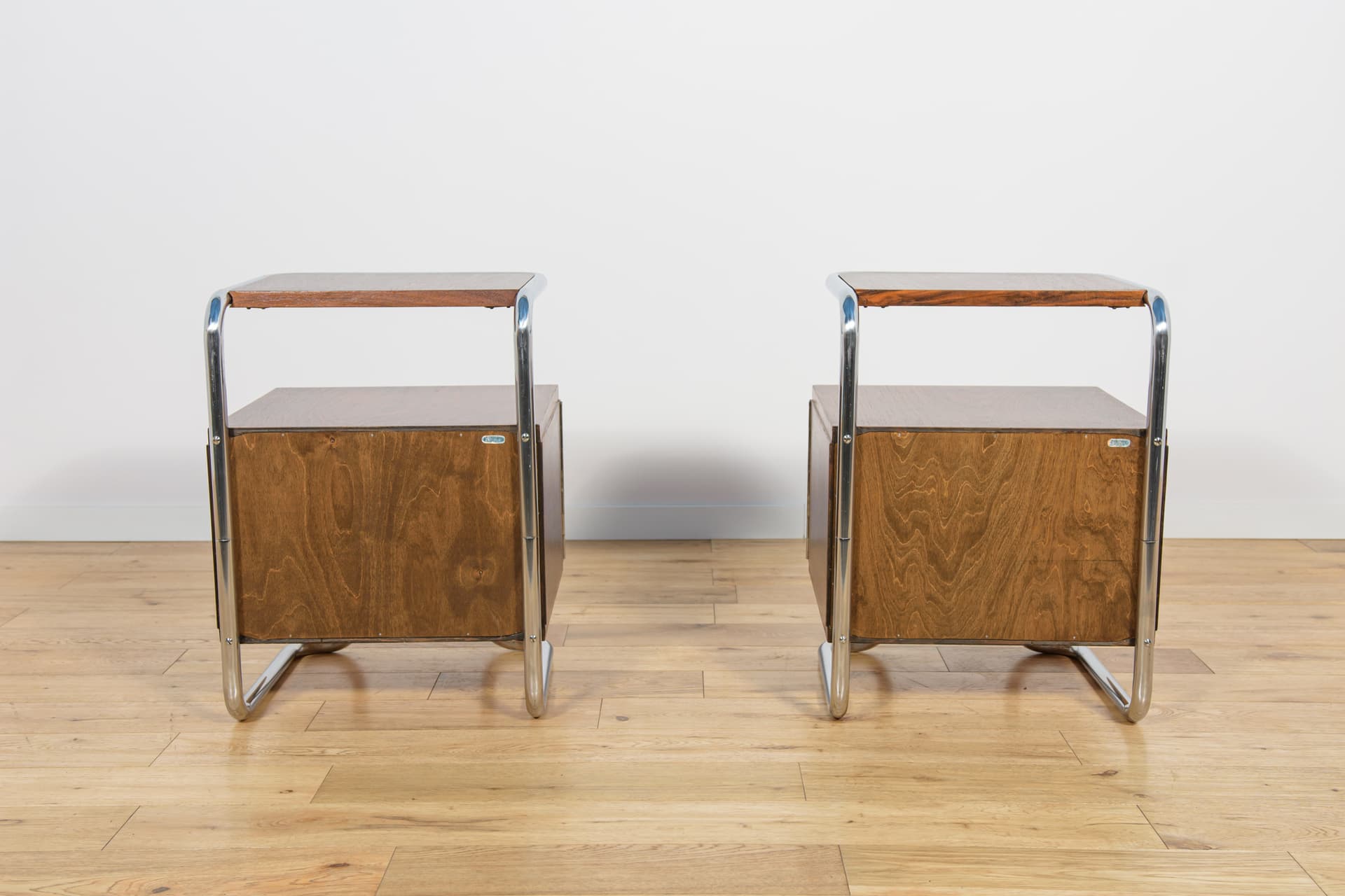 Pair of Bauhaus nightstands, walnut dark brown, chrome steel, Mücke-Melder, Czechoslovakia, 1930s. - 194636