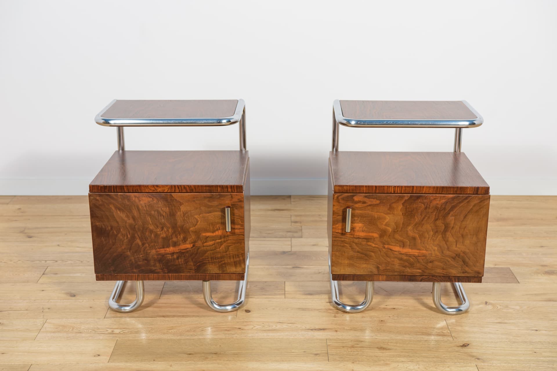 Pair of Bauhaus nightstands, walnut dark brown, chrome steel, Mücke-Melder, Czechoslovakia, 1930s. - 194634