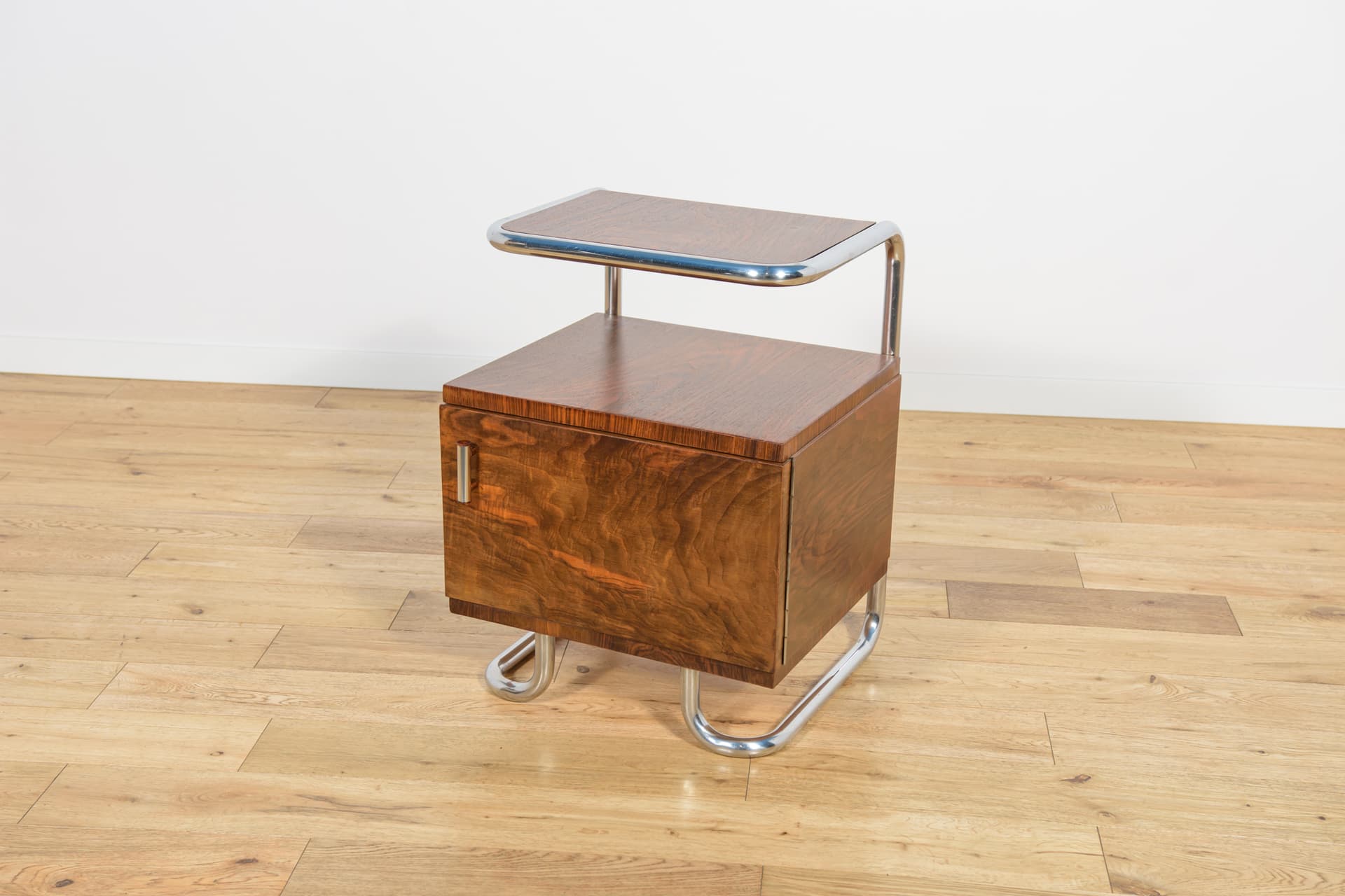 Pair of Bauhaus nightstands, walnut dark brown, chrome steel, Mücke-Melder, Czechoslovakia, 1930s. - 194640