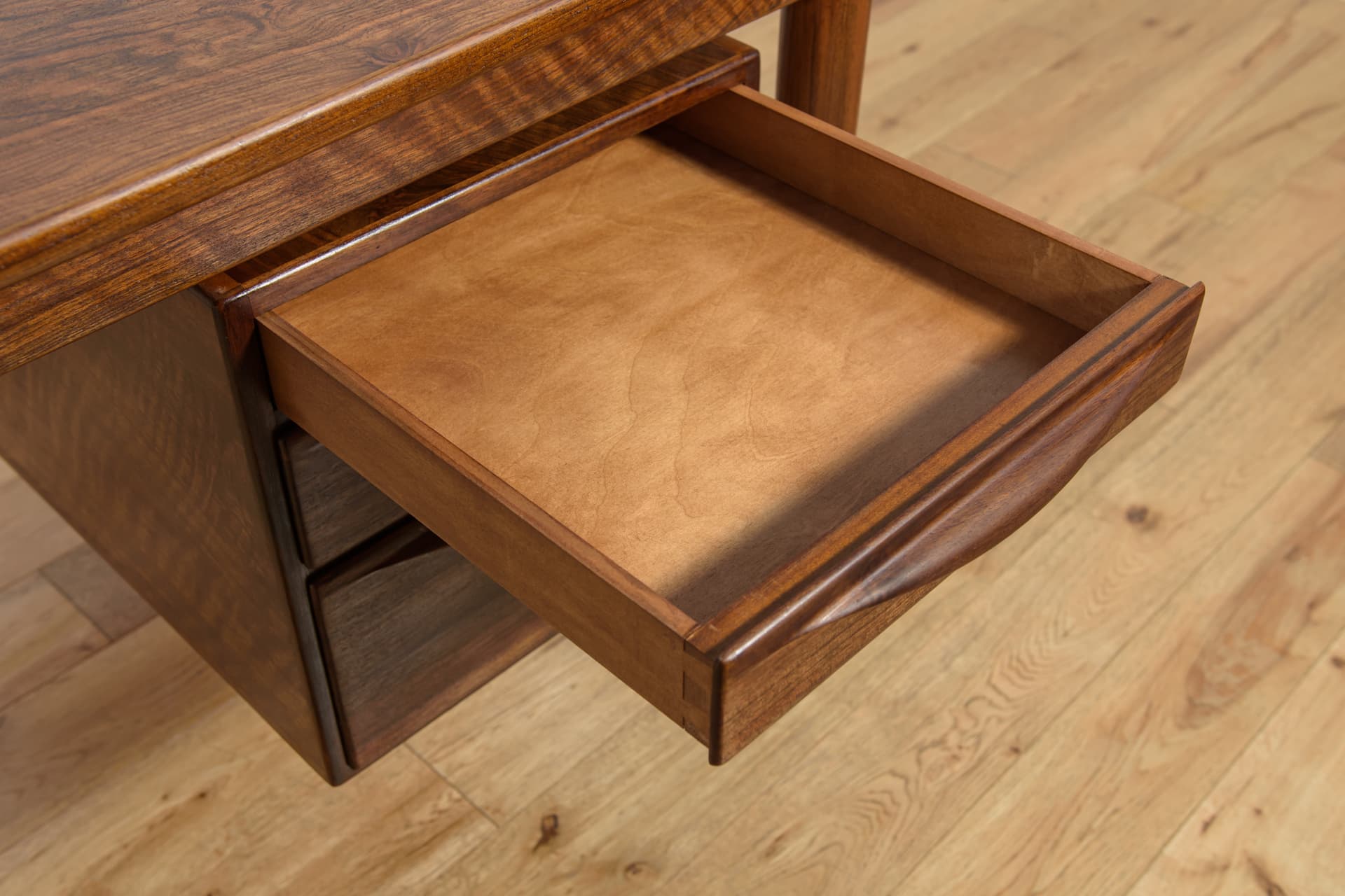 Desk, walnut brown, by R. Hansen, Denmark, 1960s - 194725