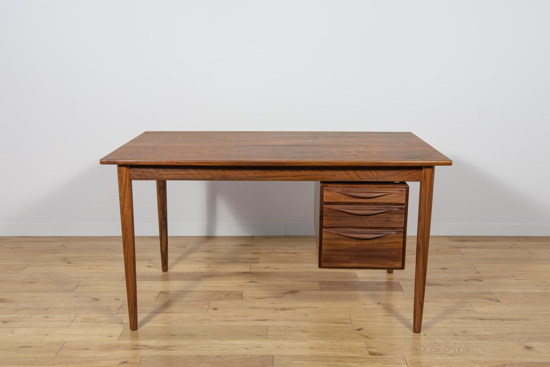 Desk, walnut brown, by R. Hansen, Denmark, 1960s - 194718