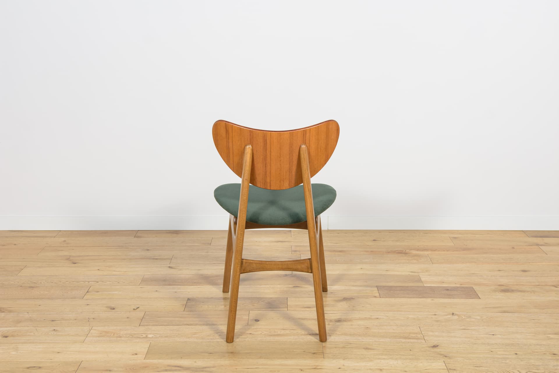 Komplet czterech krzeseł Librenza, beech brązowy, teak brązowy, tkanina zielona, G-Plan, Wielka Brytania, lata 60. - 194759