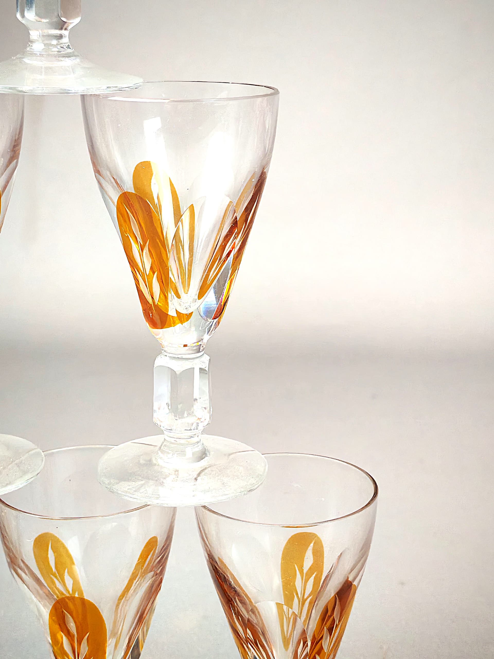 Zestaw kieliszków z karafką, art déco, szkło kryształowe przezroczyste bursztynowy, Europa, początek XX w. - 194888