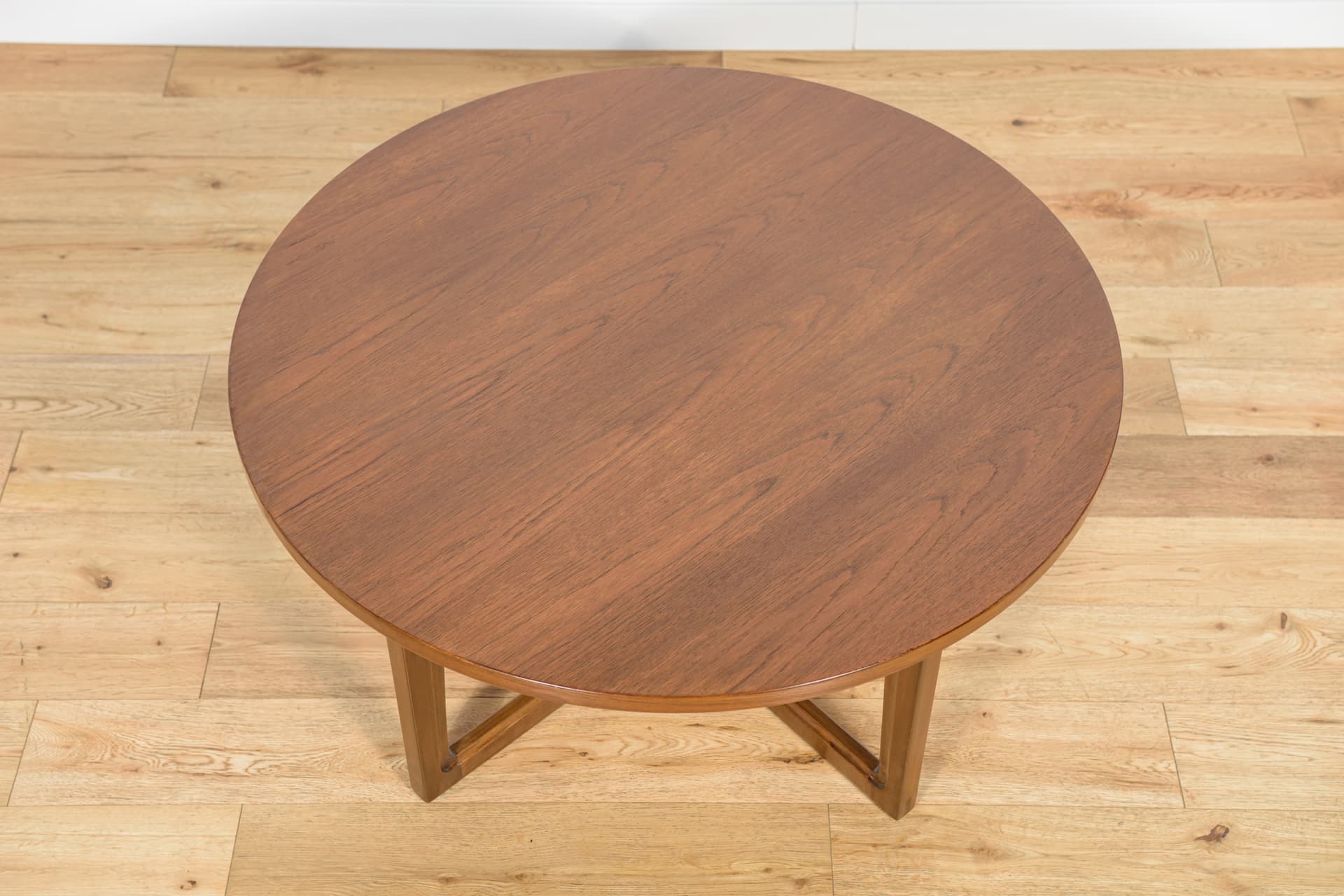Coffee table, brown teak wood, Remploy, United Kingdom, 1970s. - 195023