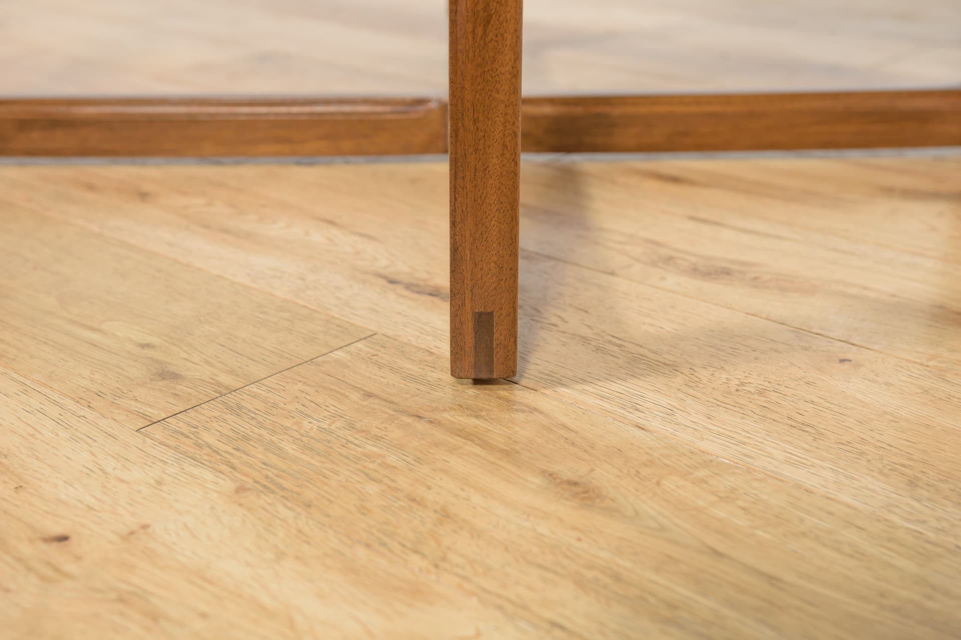 Coffee table, brown teak wood, Remploy, United Kingdom, 1970s. - 195029