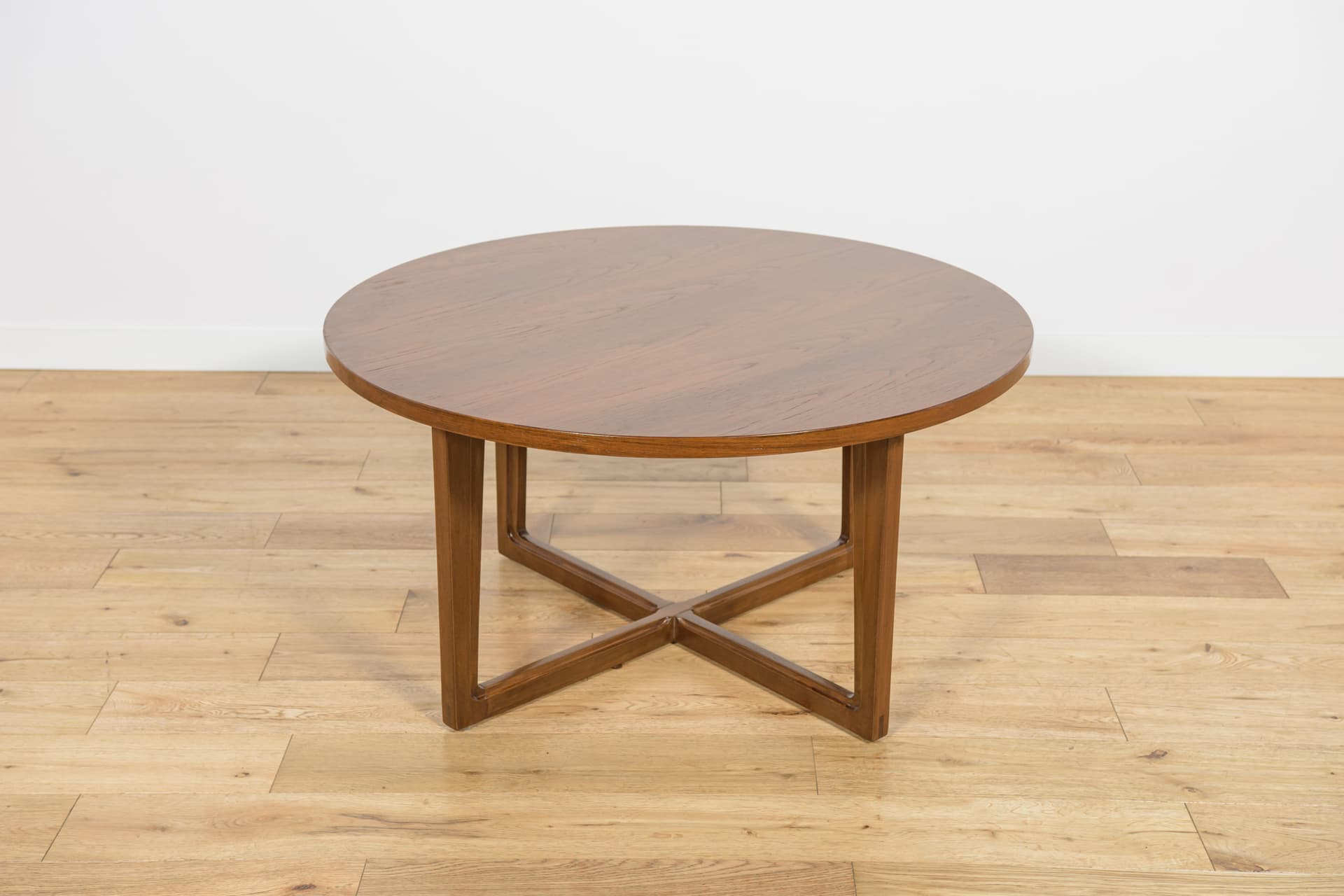 Coffee table, brown teak wood, Remploy, United Kingdom, 1970s. - 195021