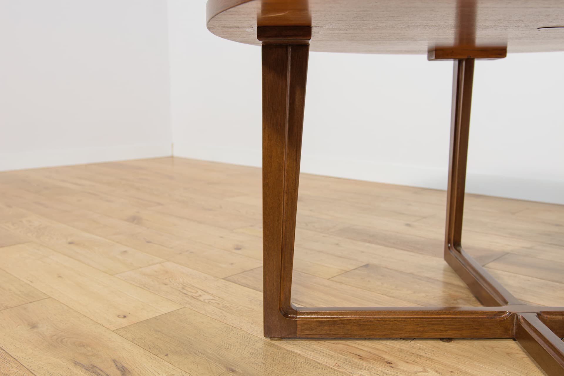 Coffee table, brown teak wood, Remploy, United Kingdom, 1970s. - 195030