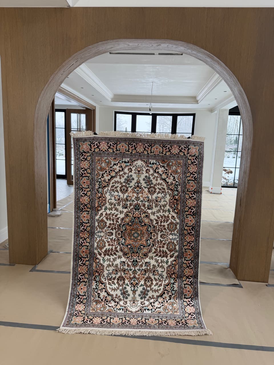 Dywan Ghoum, 200x120 cm, jedwab ivory white, Indie - 195119