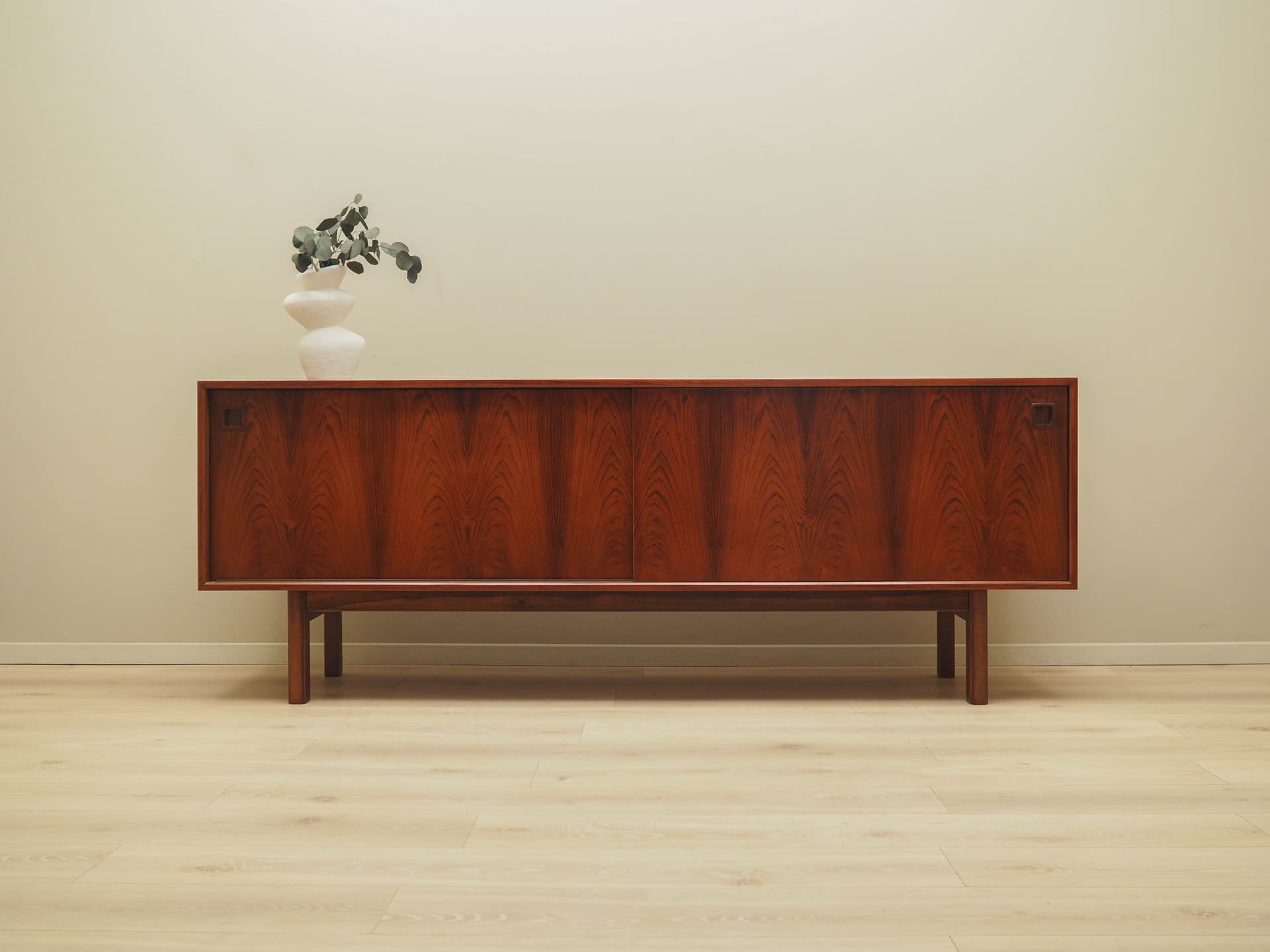 Sideboard, brown rosewood, Omann Jun, Denmark, 1970s. - 195330
