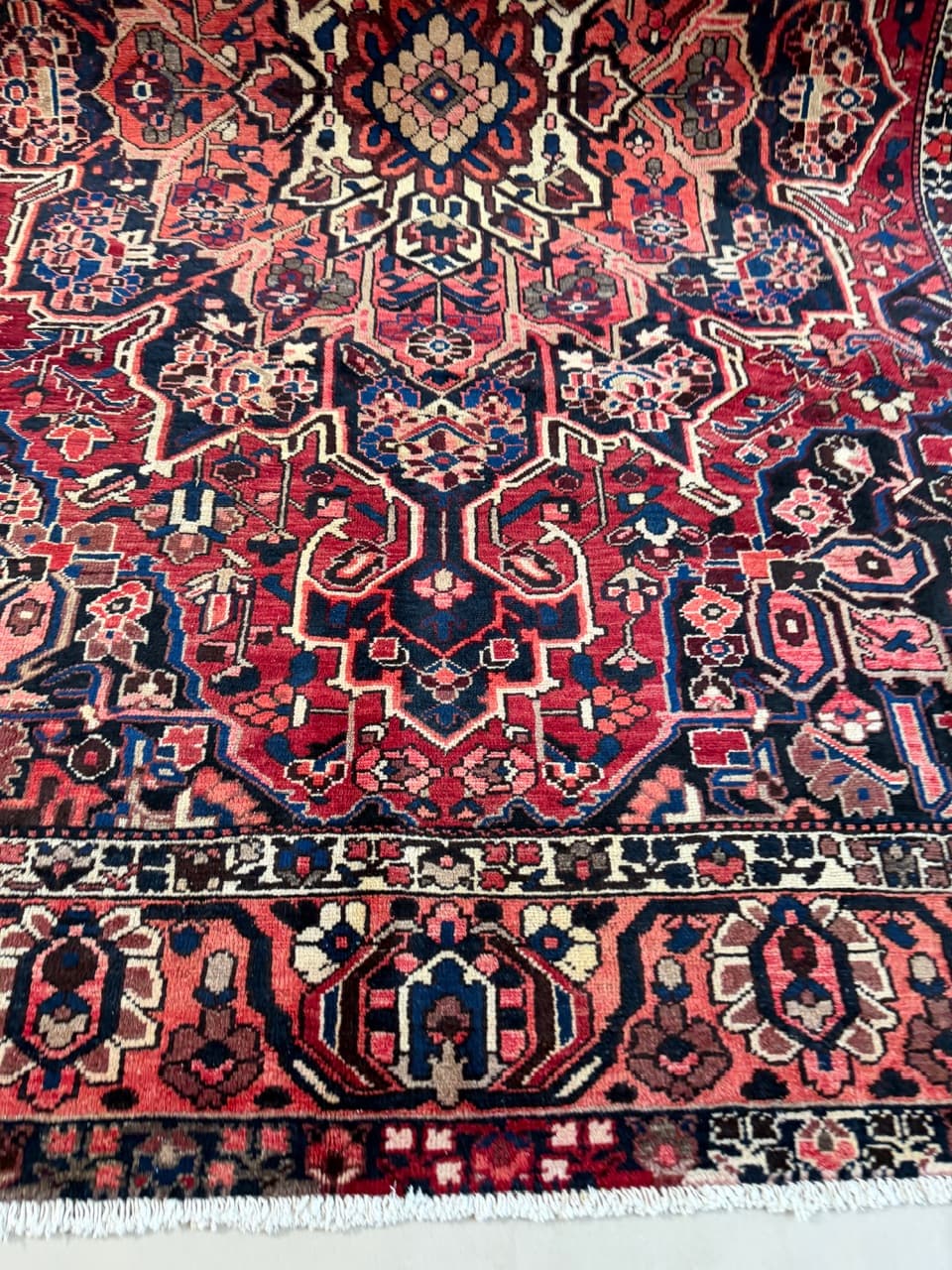 Rug Bahtiari Hamadan, 385x300 cm, multicolor wool, Iran - 195775