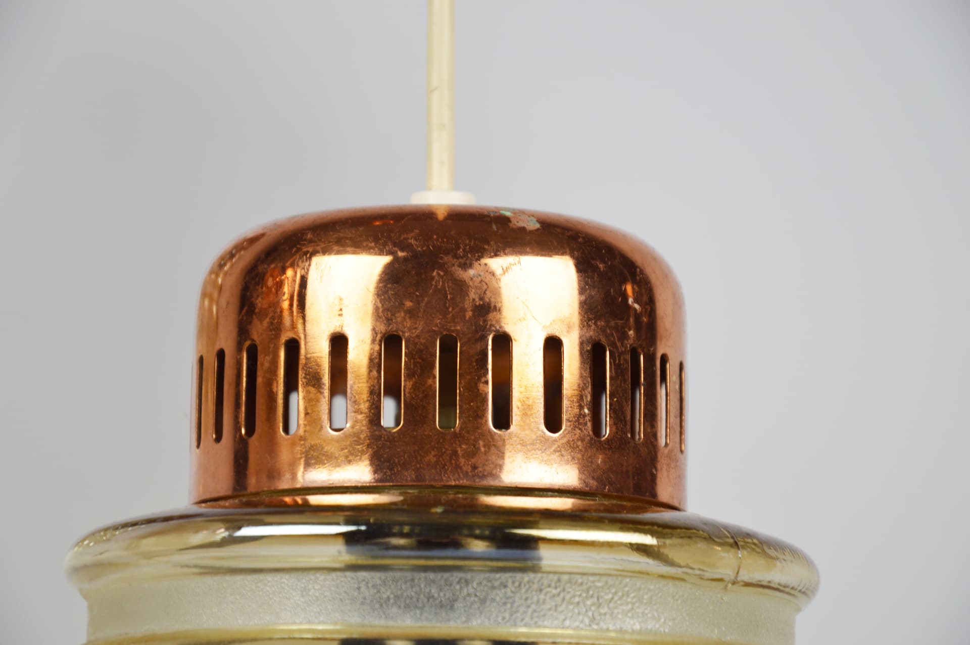 Cascade pendant lamp, honey glass, copper, Europe, 1970s. - 196037