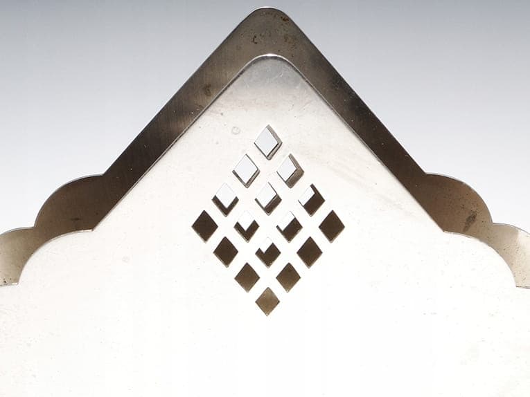 Serwetnik secesyjny, srebrny mosiądz, WMF, Niemcy, początek XX w. - 196098