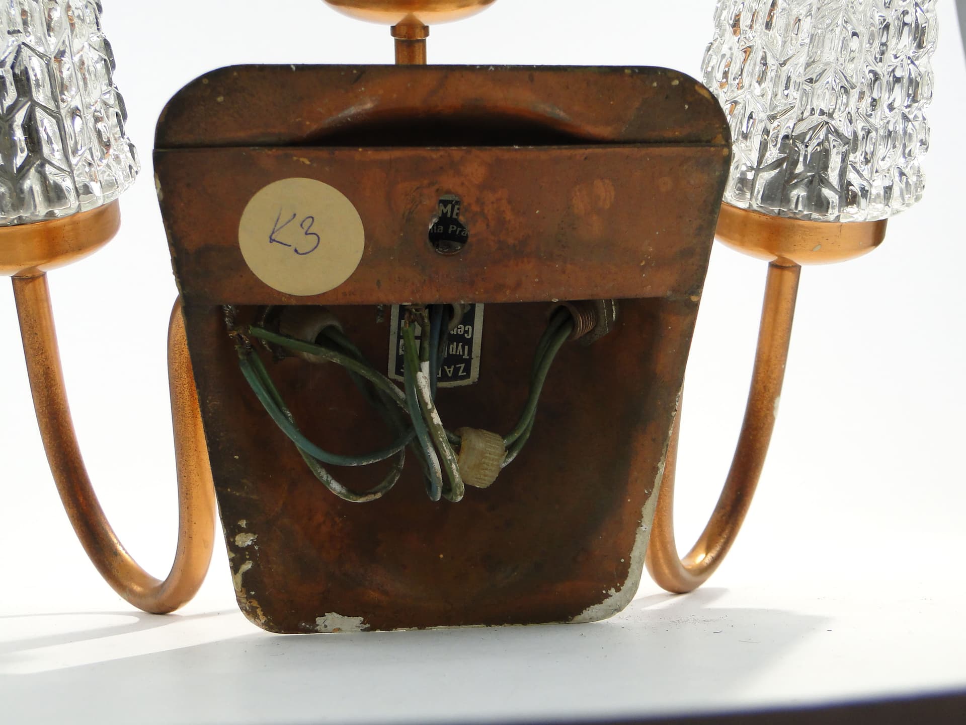 Kinkiet trójramienny, miedź, szkło, Polska, lata 70. - 1362