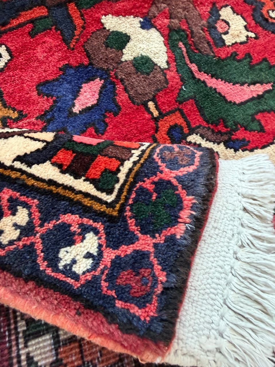 Rug Bahtiari Hamadan 320x210 cm, multicolor wool, Iran - 196267